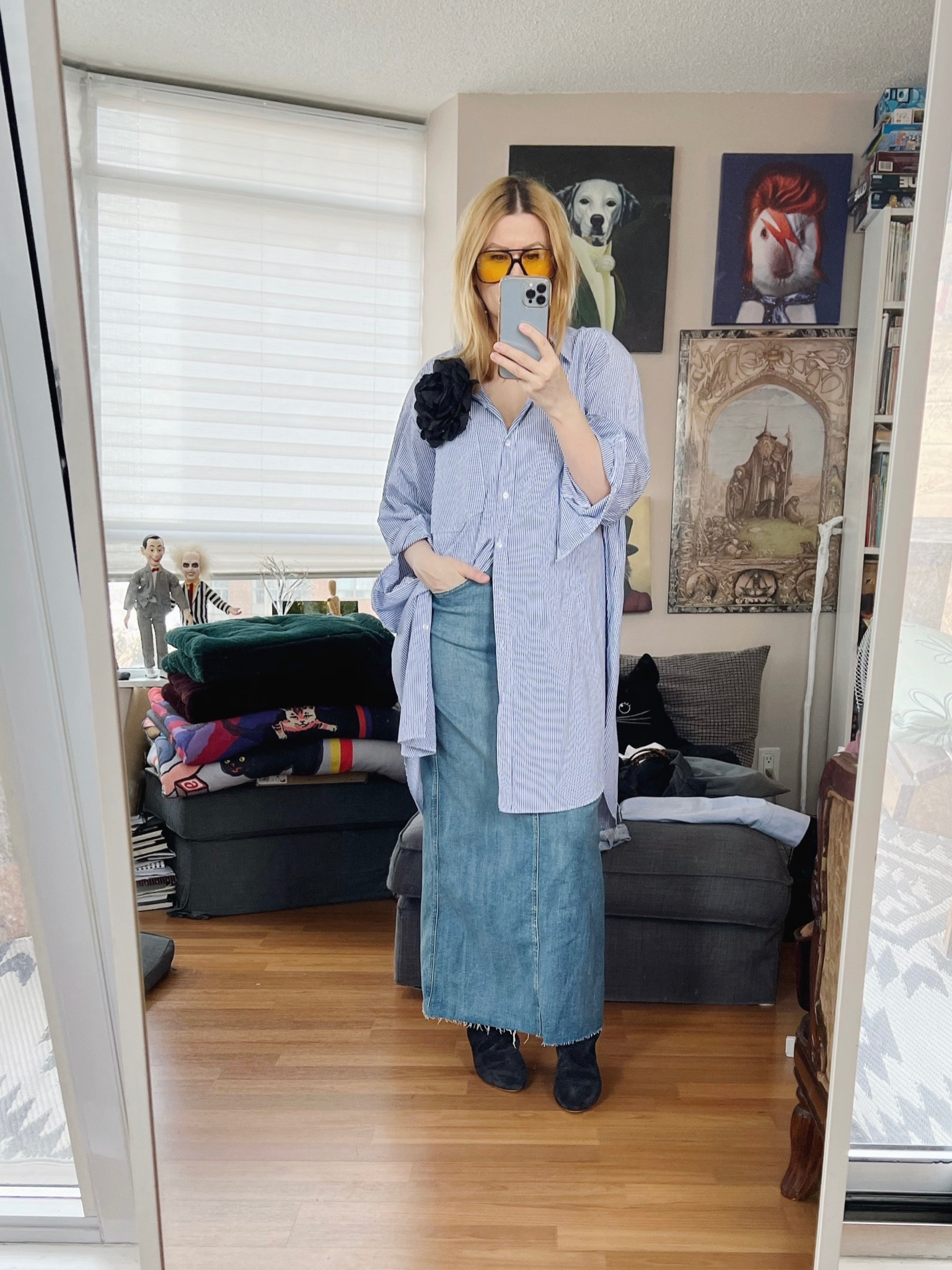 Same shirt and boots different bottoms for three easy spring outfits to make the most out of your wardrobe.
•
.  #winterLook  #StyleOver40   #allblue #tonallook #denimmaxi  #rosette #brooch #isabelmarant #poshmarkFind #thriftFind #secondhandFind #denimmaxiskirt #FashionOver40  #MumStyle #genX #genXStyle #shopSecondhand #genXInfluencer #WhoWhatWearing #genXblogger #secondhandDesigner #Over40Style #40PlusStyle #Stylish40s #styleTip  #HighStreetFashion #StyleIdeas


#LTKFind #LTKstyletip #LTKSeasonal