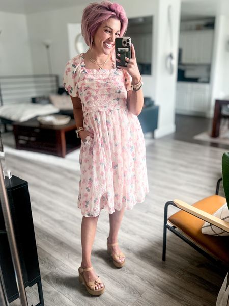 The most darling Spring/ Easter dress! Seriously SO cute- and it has pockets!! I’m in the size Medium - CODE: LAURABURTIS for a discount


#LTKSeasonal #LTKwedding #LTKstyletip