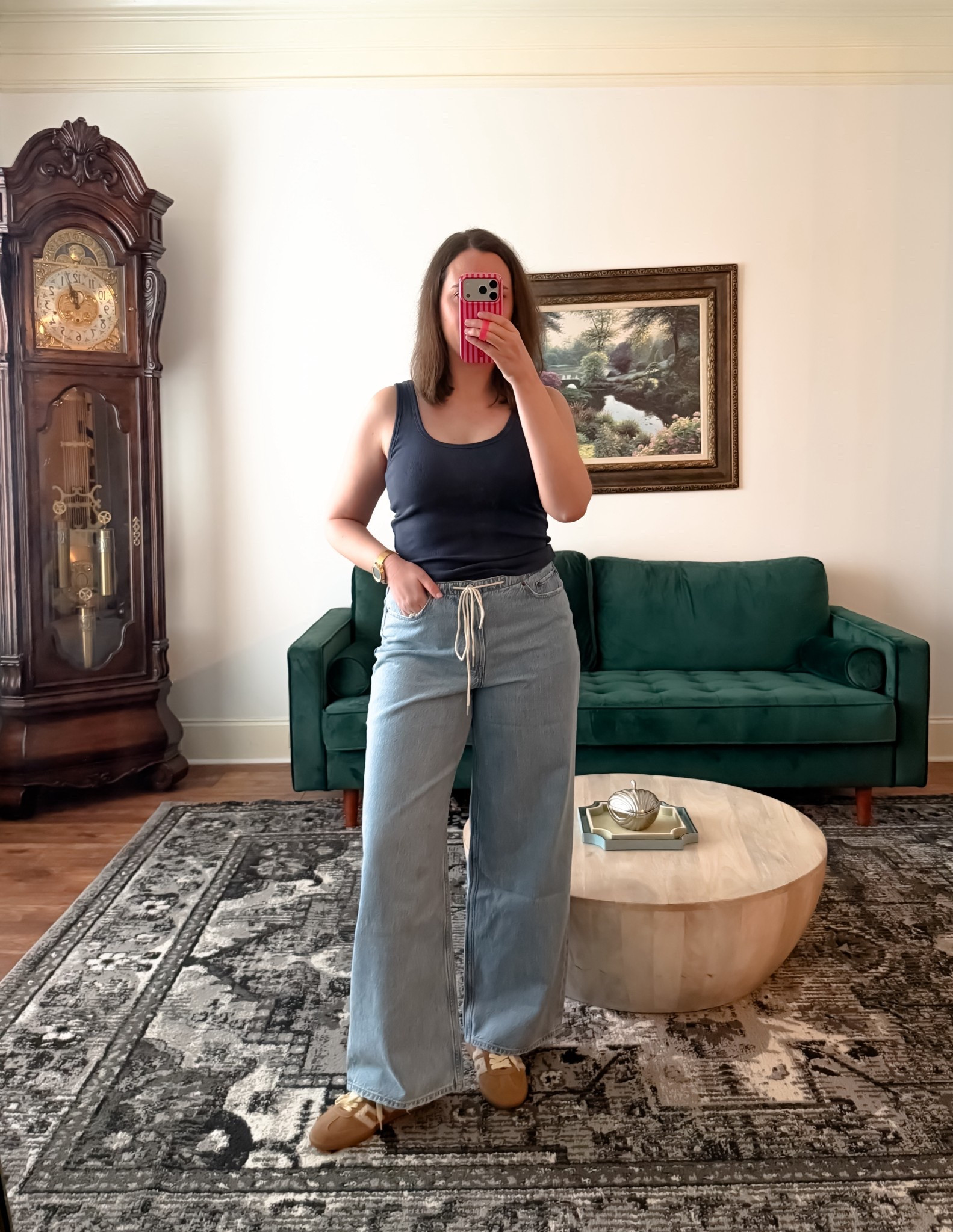I want this bra-free tank in every color! I’m also loving this style of jeans. They are so comfortable and fit tts - if you don’t want them as baggy, size down one.

Abercrombie sale - code: AF20

#LTKootd #LTKSaleAlert #LTKgrwm