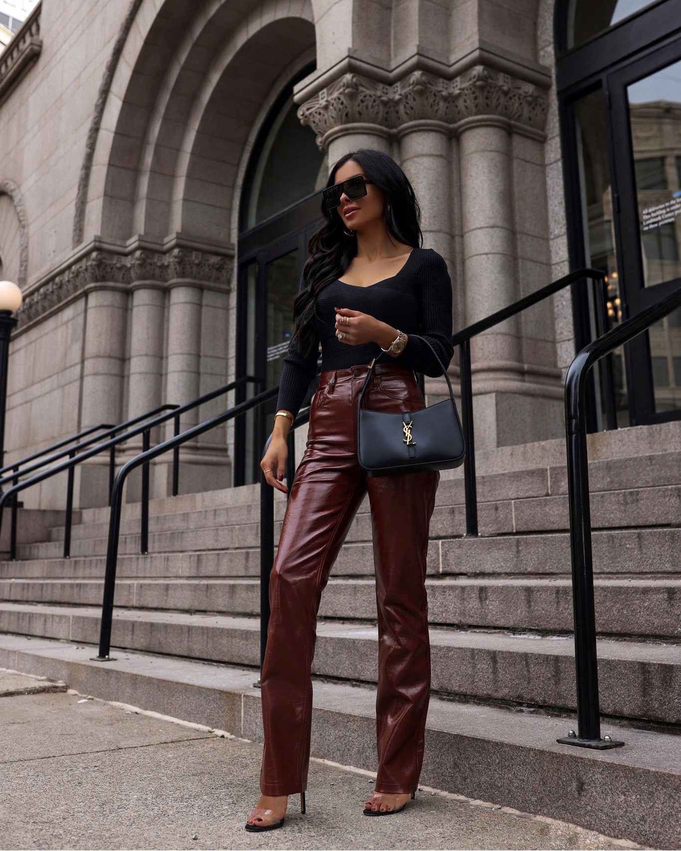 Abercrombie fall outfit
Abercrombie black bodysuit
Abercrombie faux leather pants

#LTKFindsUnder100 #LTKSeasonal #LTKStyleTip