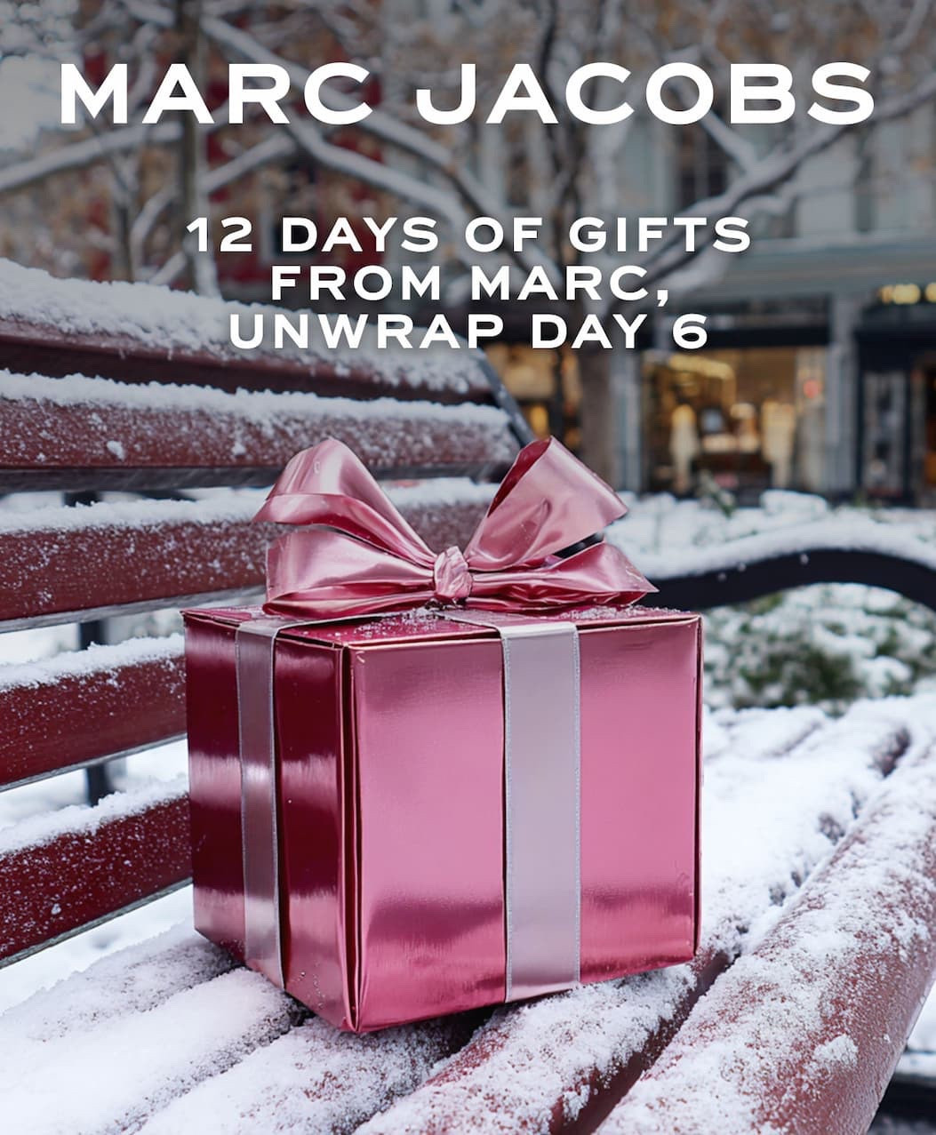 This is a really great deal from Marc Jacobs. I just grabbed the crossbody as a Christmas gift. 

The entire quilted collection is 50% off!!!!

Handbag, bag of the day, shoulder bag, top handle, convertible bag, gifts for her, gift ideas, handbag lover, marc Jacobs bag

#LTKSaleAlert #LTKGiftGuide #LTKHoliday