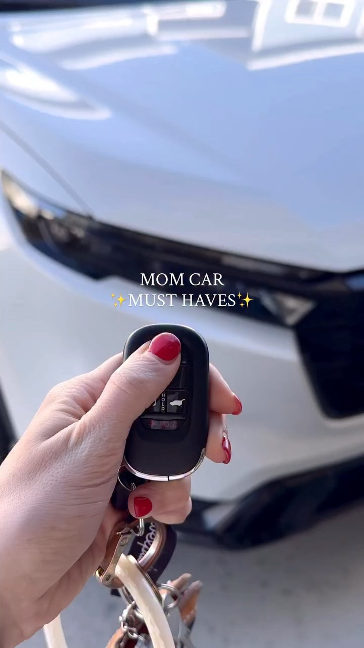 My TOP 10 mom car must haves ✨🚙🫶🏻

It’s tiiiiime to get your mom car stocked & organized! Add these to your car to feel prepared & organized while on the go!! 

Follow & Comment ✨CAR✨ and I’ll send you the details to all of these mom car must haves so you can restock & organize your own car! 

💌 SEND this to a mom friend who needs to know about these mom car must haves & save for later!!

#momcar #momcarmusthaves #onthegomom #caressentials #carmusthaves