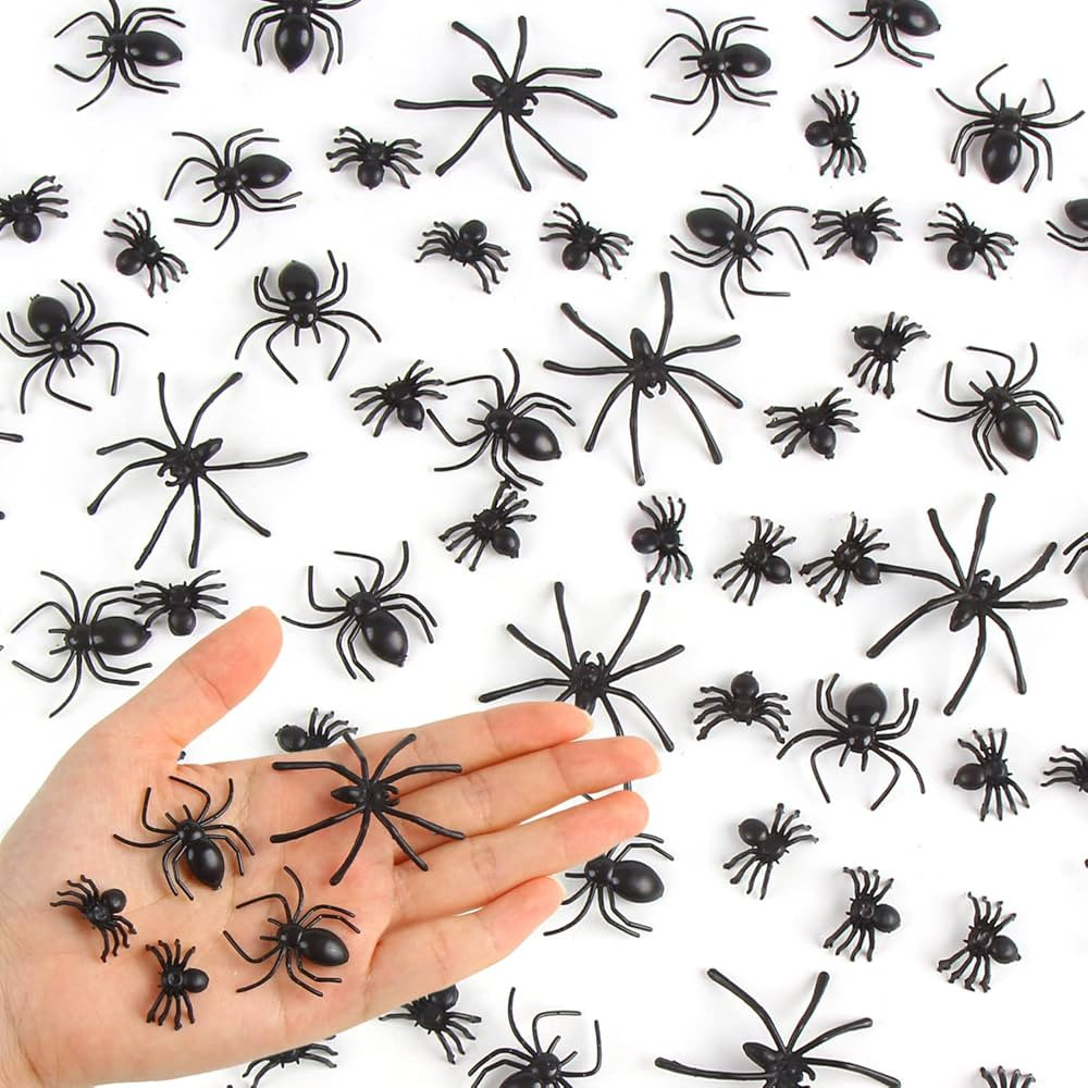 CCINEE 200 pcs Mini Realistic Spiders, Black Small Spiders Fake Plastic Spiders Prank Prop Joke T... | Amazon (US)