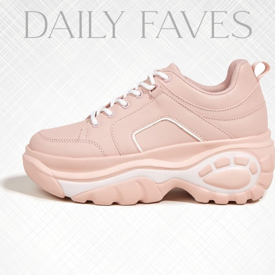 Chunky tennis for mom!

#LTKstyletip