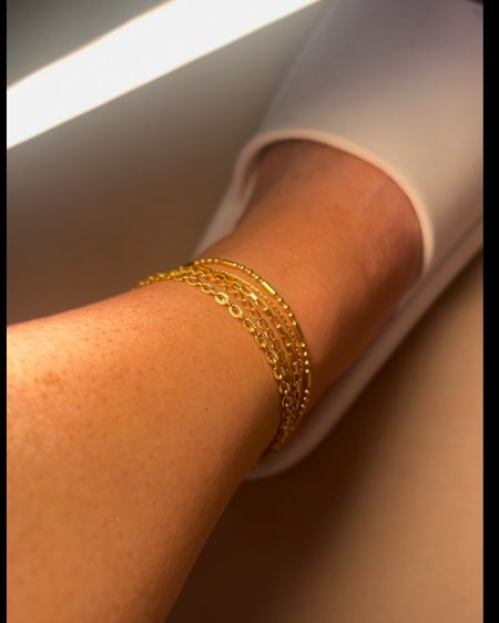 Amazon jewelry layering ankle bracelet perfect to go with your summer outfits. 

Summer fashion, summer outfits, summer dress, wedding guest dress, vacation dress, vacation outfit, country concert. 

#LTKSaleAlert #LTKSeasonal #LTKStyleTip