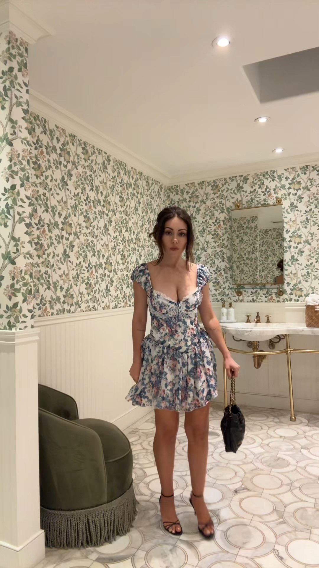 Not the bag please! 

Wearing for love and lemons floral dress (on sale!), mango heels and Chanel 22 mini bag ✨ 

#LTKStyleTip #LTKHoliday #LTKItBag