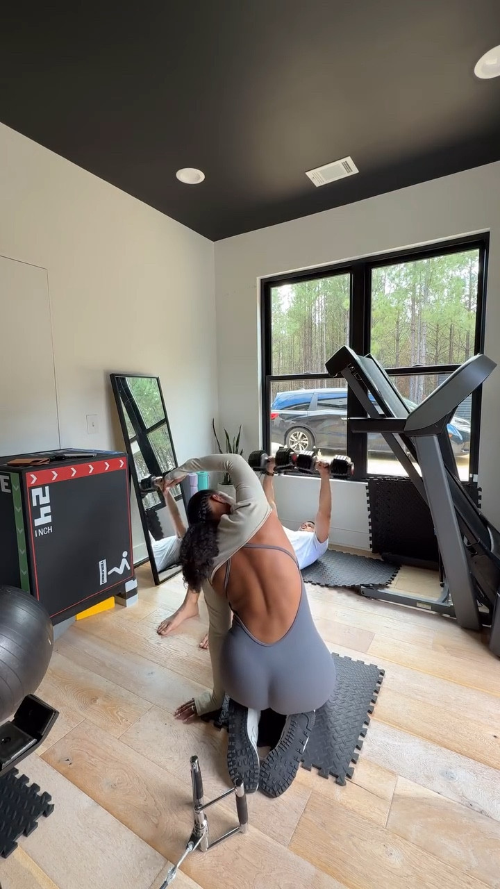 What our date night looks like 💪🏽💪🏼

Since August, we’ve been grinding individually, but now we’re stepping up our game together! Finding new ways to push each other and try new workouts. I love making gains together.

My forever workout partner❤️