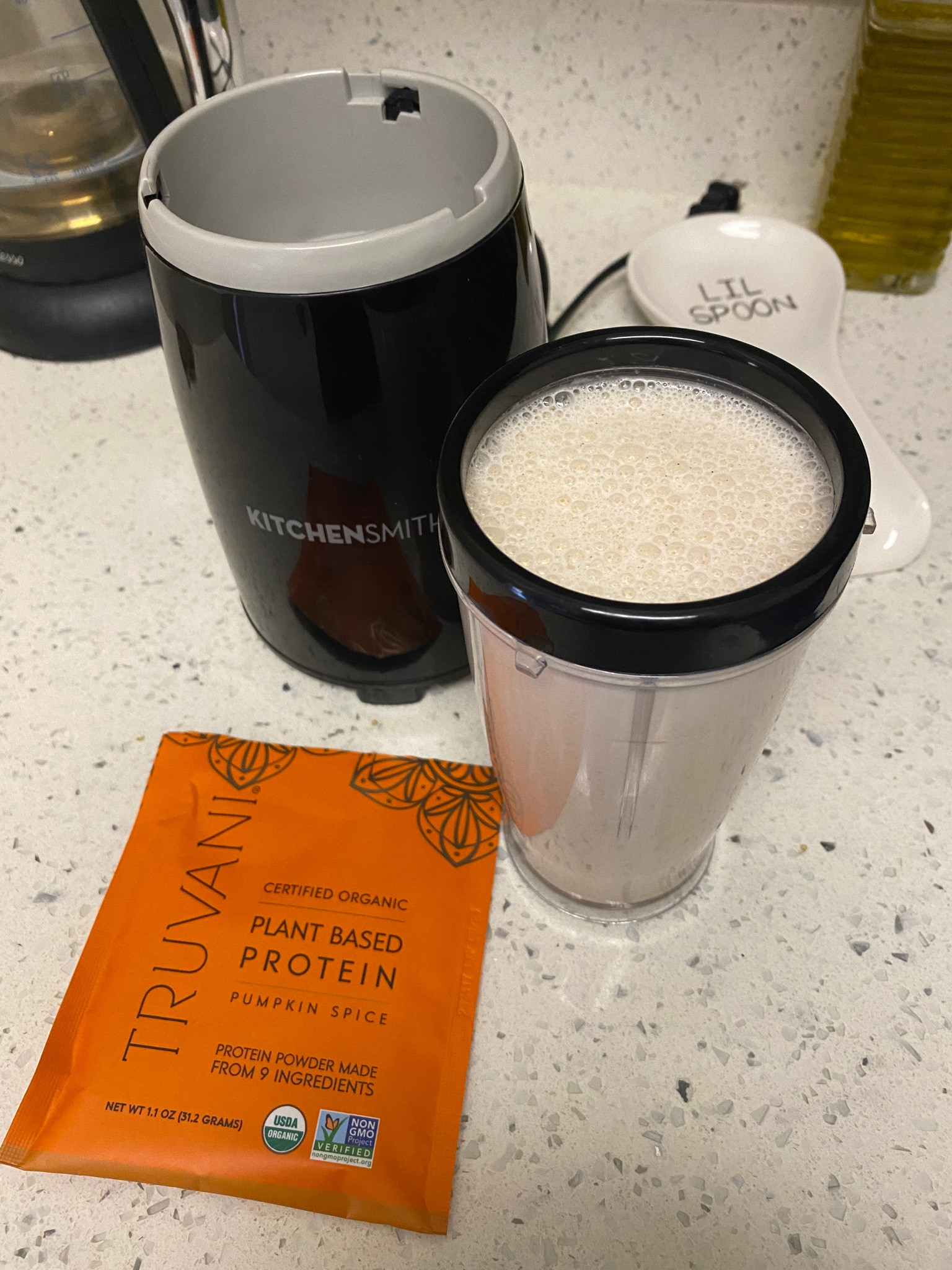 Fall themed protein powder 🎃🍁

#LTKFallSale #LTKNYFW #LTKHome