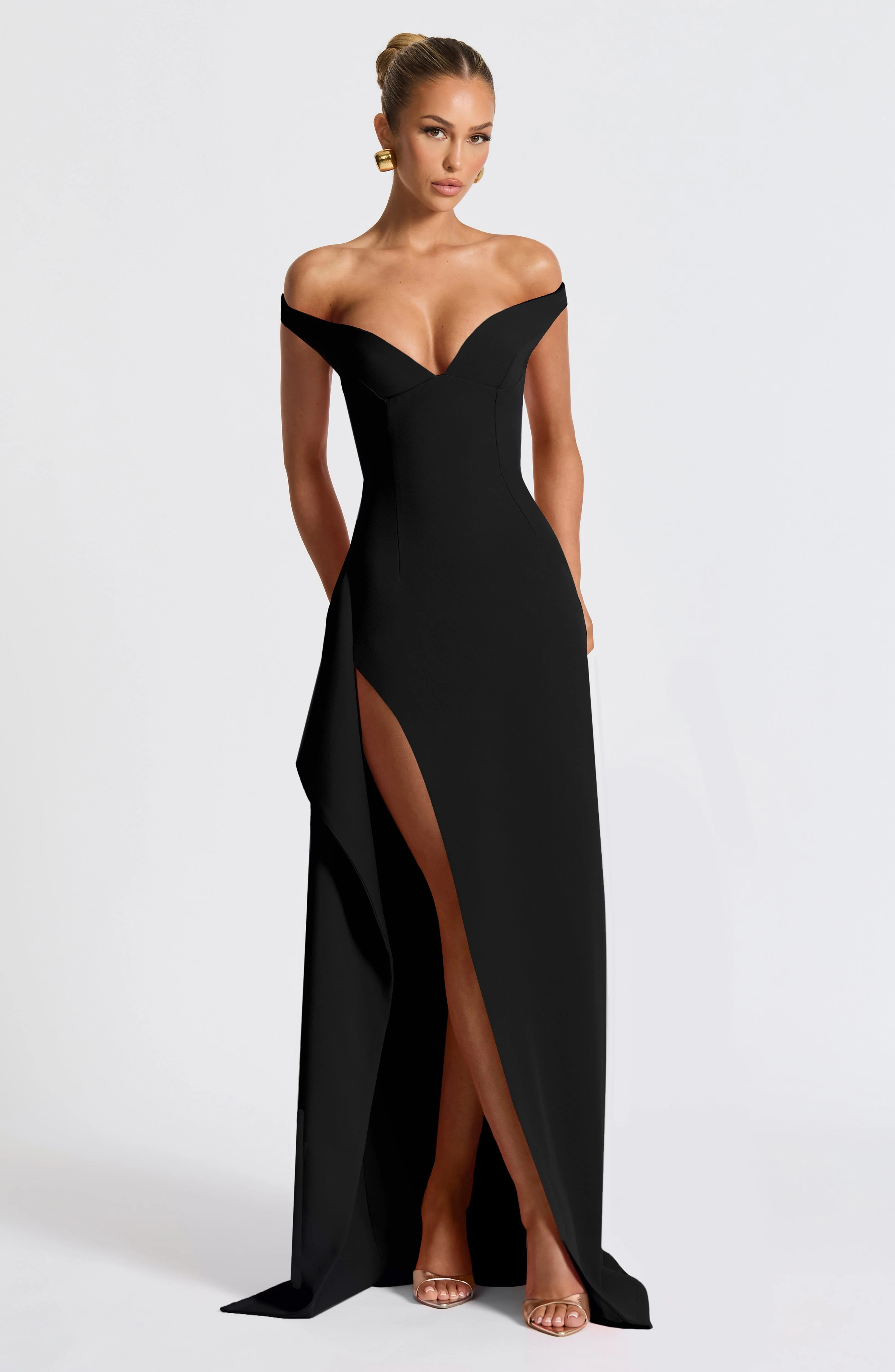 Khalesia Maxi Dress - Black | Babyboo (global)