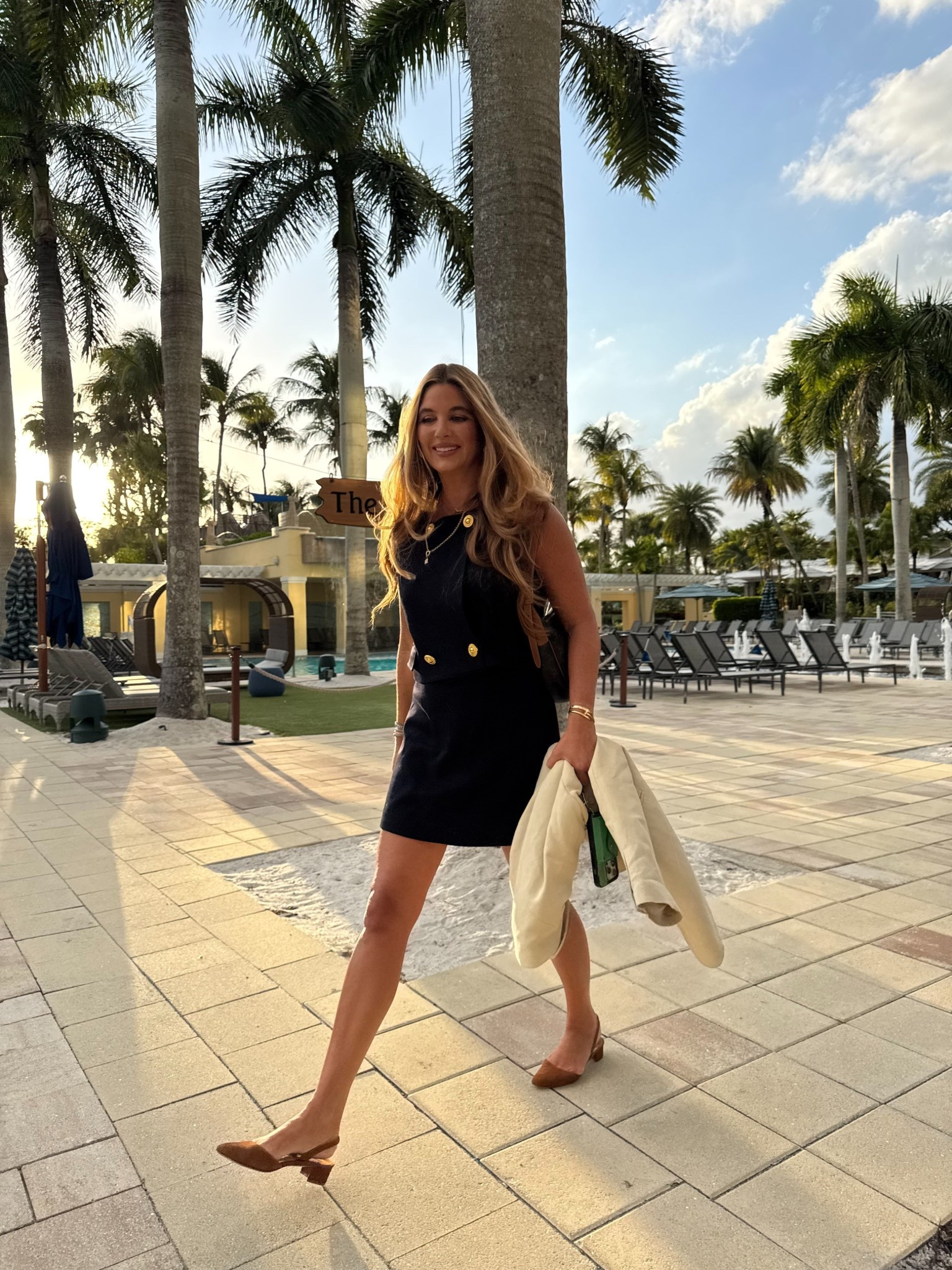 Top: medium
Skirt: medium 
Shoes: TTS
Hair: T3 hot rollers + Sea Glass 
Bag: Celine 

#LTKBeauty #LTKTravel