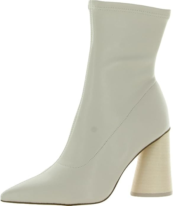 Steve Madden Women's Valyant Ankle Boot | Amazon (US)