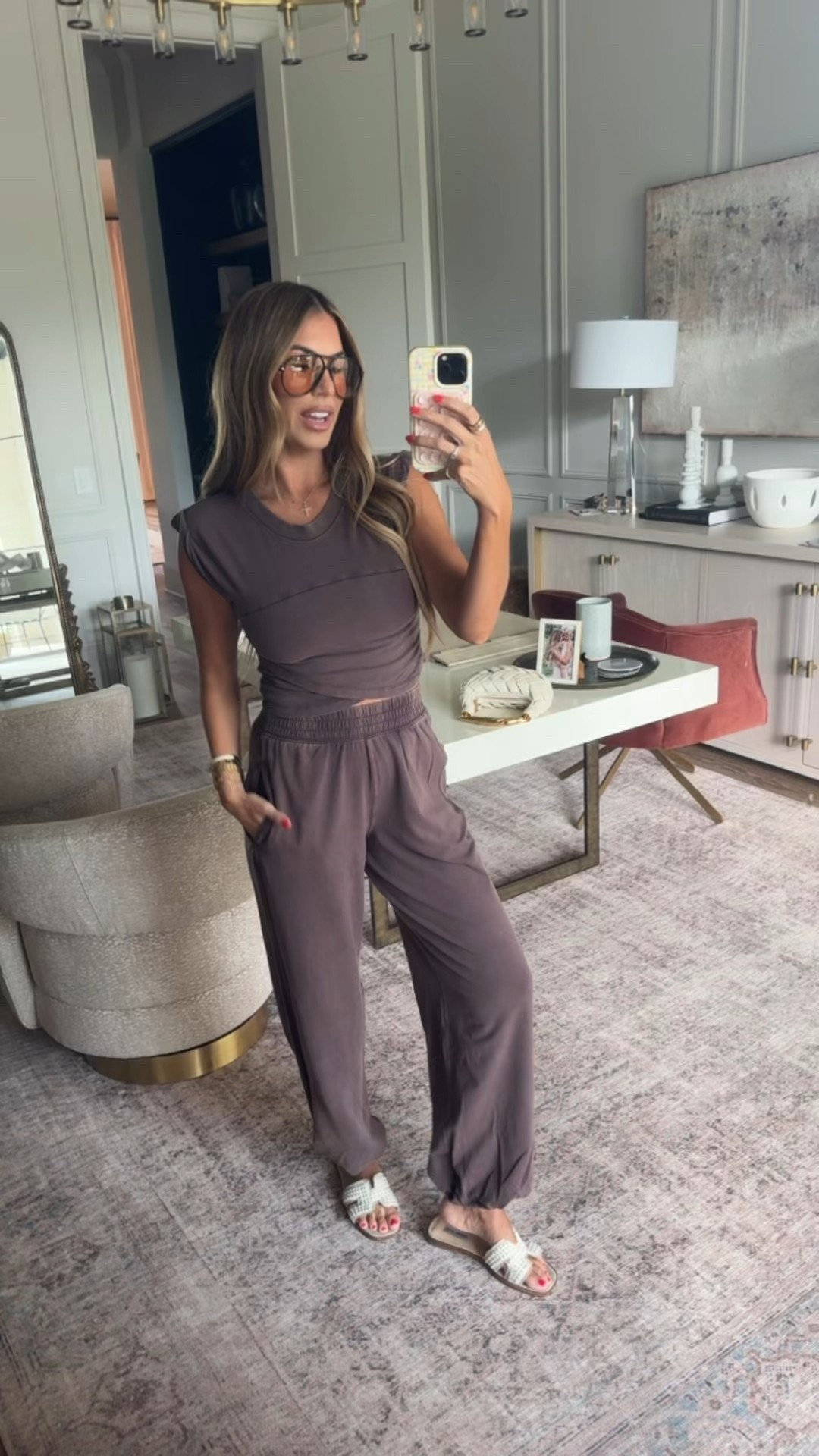 Love this set so much! 

Size small 
Dark espresso 

#LTKSeasonal #LTKFindsUnder100 #LTKStyleTip