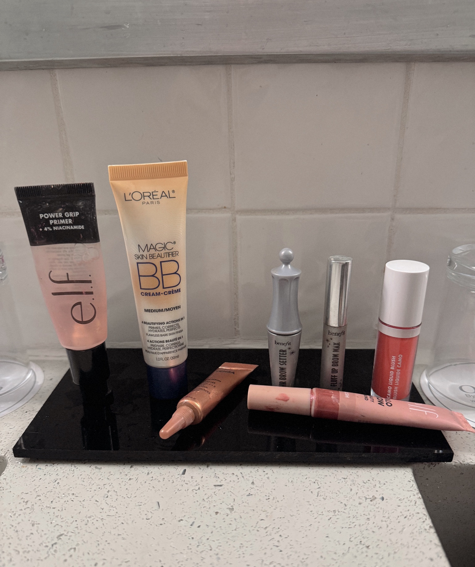 Vacation makeup line usunscreen

#LTKFindsUnder100 #LTKSwim #LTKTravel