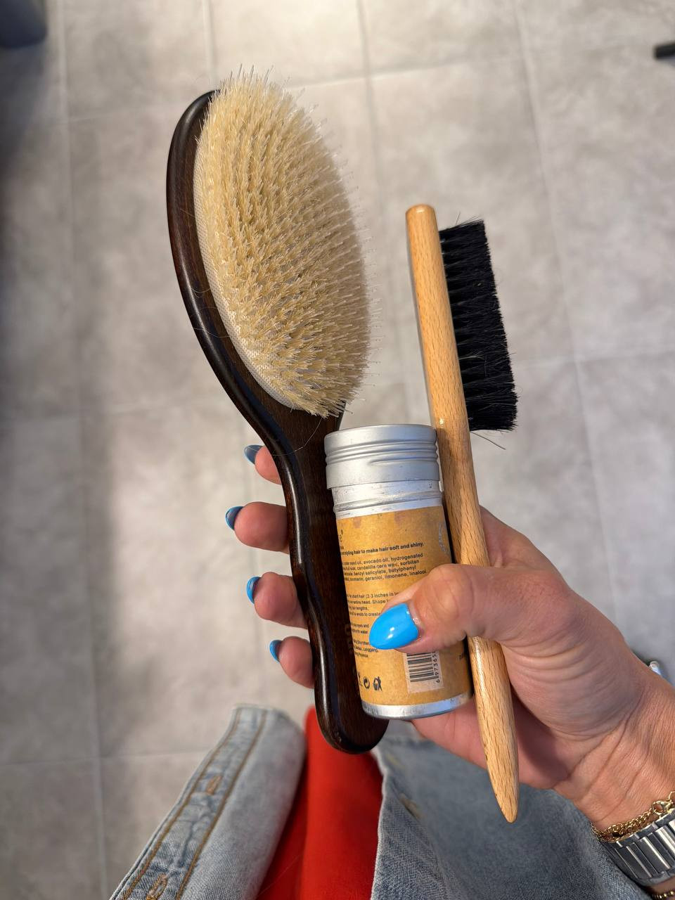 A little haircare trio that just makes sense. This brush combo is perfect for smoothing, detangling, and those quick touch-ups when you want your hair to look put together without making a whole production out of it. The compact brush is definitely coming with me everywhere. ✨🪮🤎

#HairBrush #HairCareEssentials #BeautyEssentials #HairCareTools #TravelHairBrush #PortableHairBrush #HairStylingTools #EverydayBeauty 

 #LTKBeauty