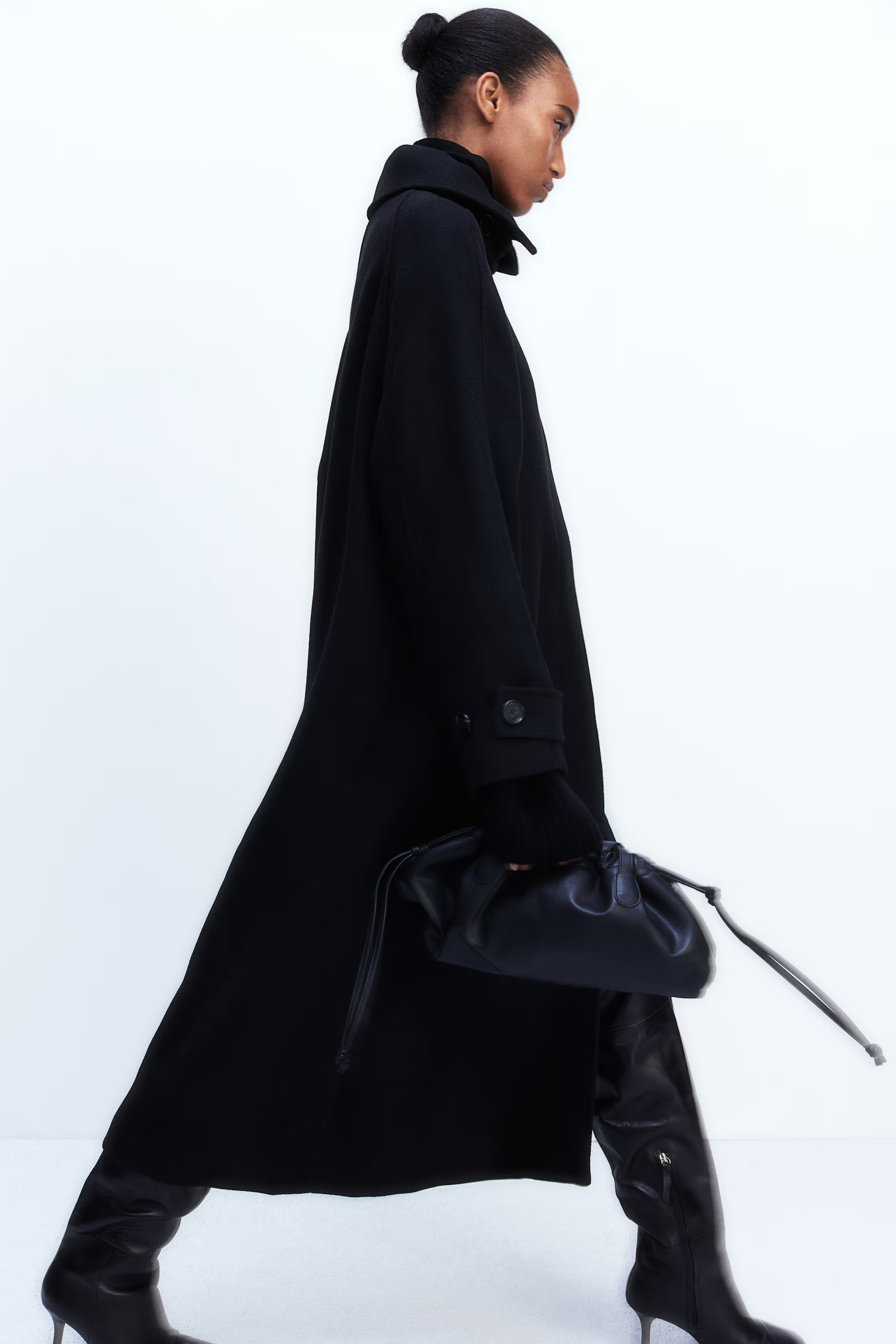 Oversized maxi coat - Black - Ladies | H&M GB | H&M (UK, MY, IN, SG, PH, TW, HK)