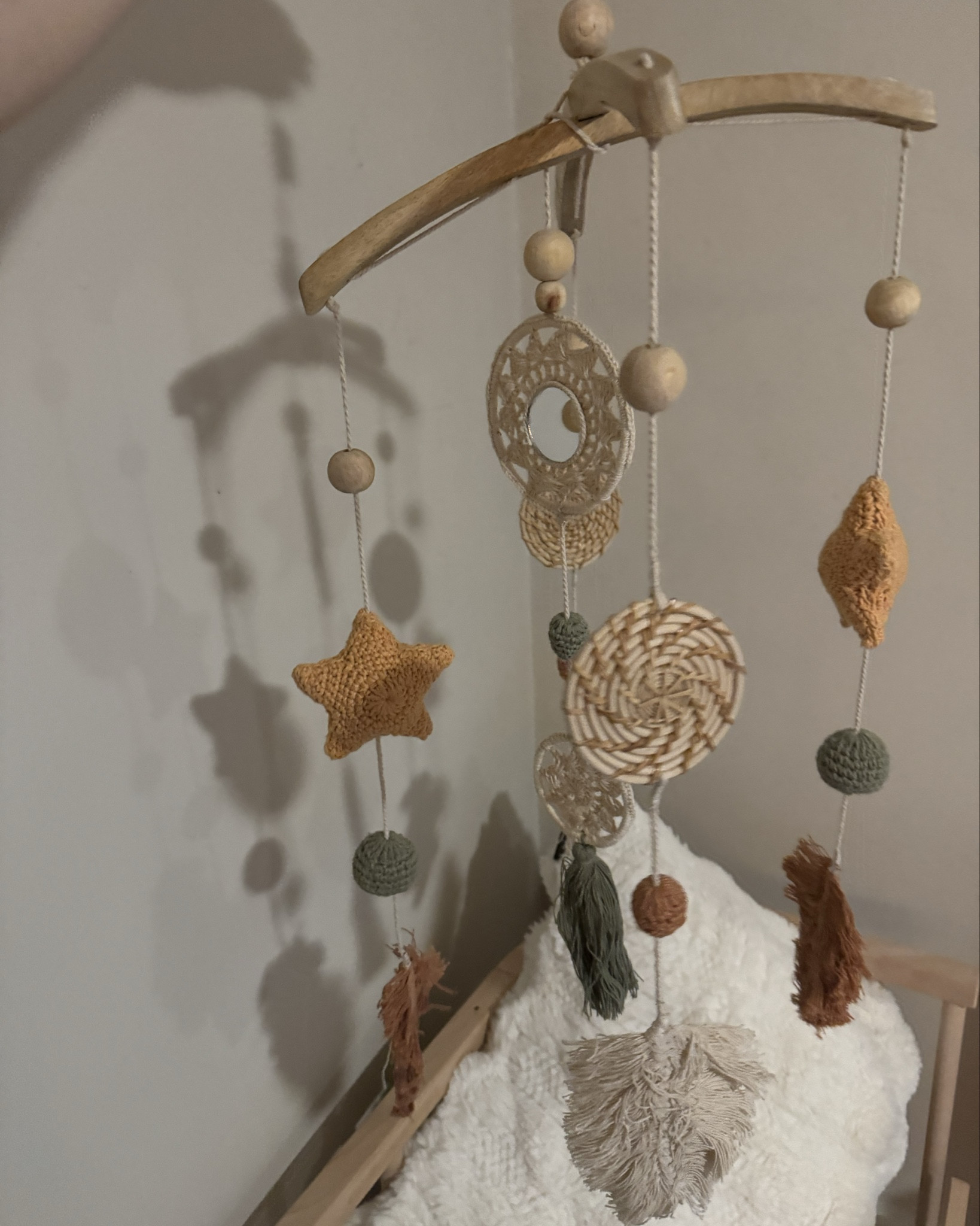 SWEETEST BABY MOBILE from Crane Baby 🌾

all of their products are so beautifully designed, high-quality, and timeless. a perfect gift for parents-to-be, or a little babe in your life.

#LTKHoliday #LTKBaby #LTKGiftGuide