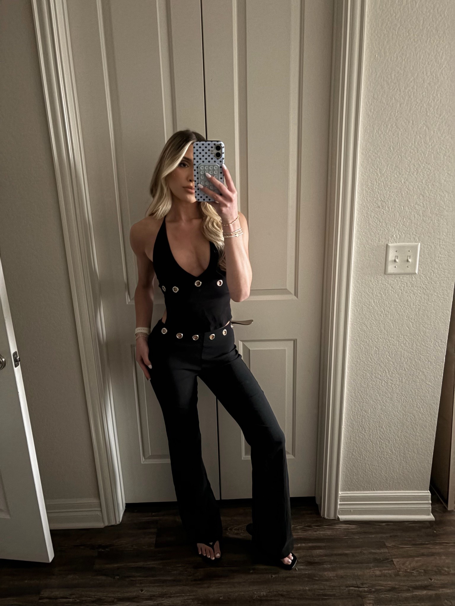 Night out set from Tiger Mist @Revolve 🖤 Wearing a size XS in pants and S in top!

#LTKootd #LTKgrwm