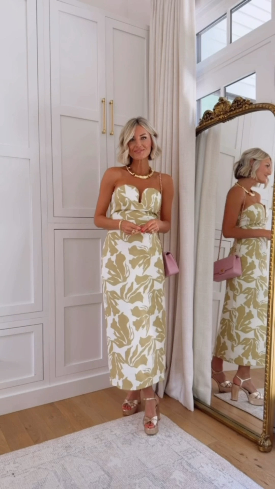 In need of a summer event dress/wedding guest look ? This one is gorgeous! Love the column silhouette and this light sage pattern! 😍 wearing XS

Loverly grey, Tuckernuck finds, maxi strapless dress women, green and white floral dress, what to wear at the beach, summer event look

#LTKSeasonal #LTKWedding