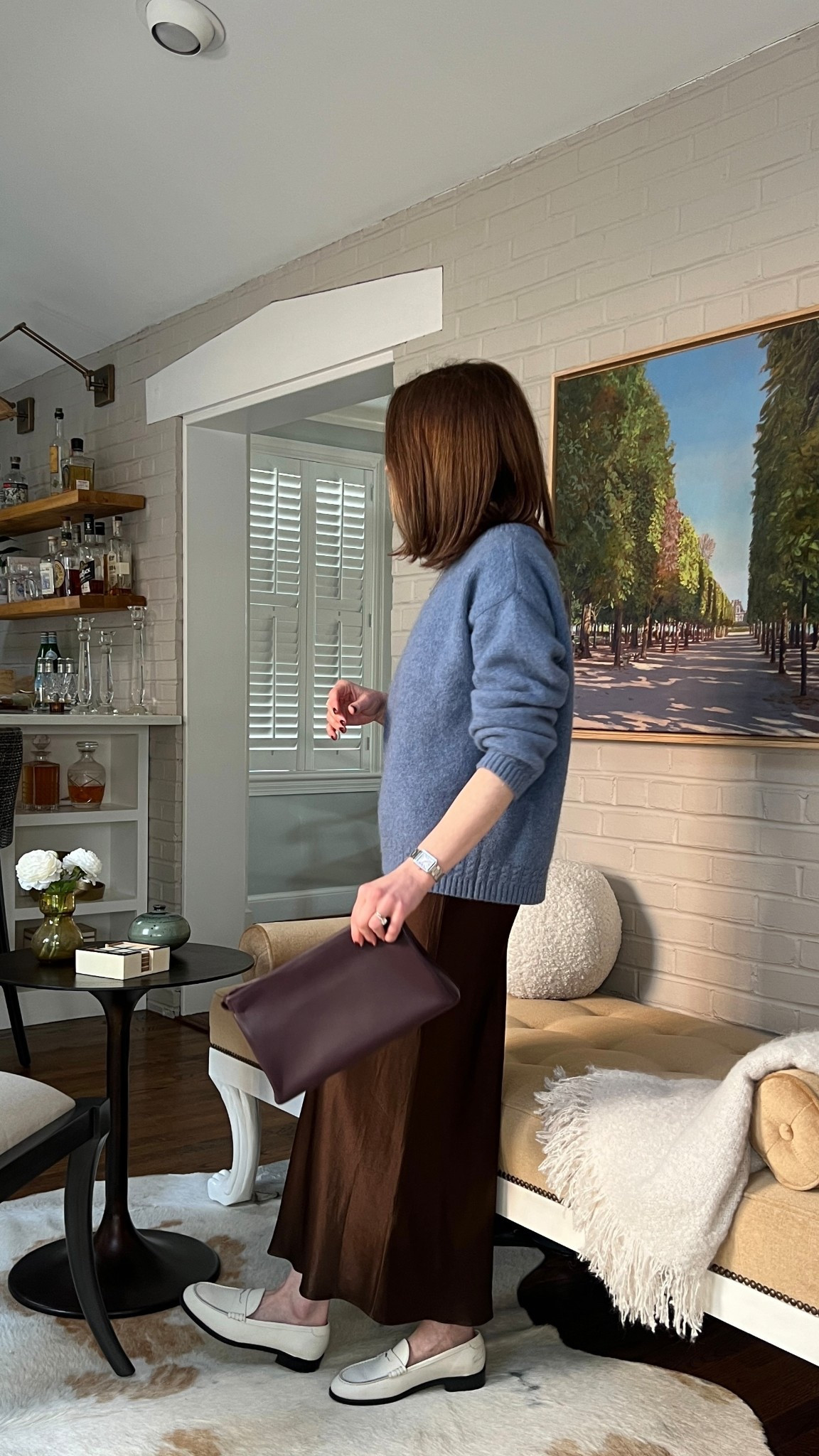 Styling a slip dress for spring 

Rails chocolate brown slip dress
Koio white loafers
Old Sezane sweater (linked similar) 
Old Aesther Ekme bag 


#LTKStyleTip #LTKSeasonal