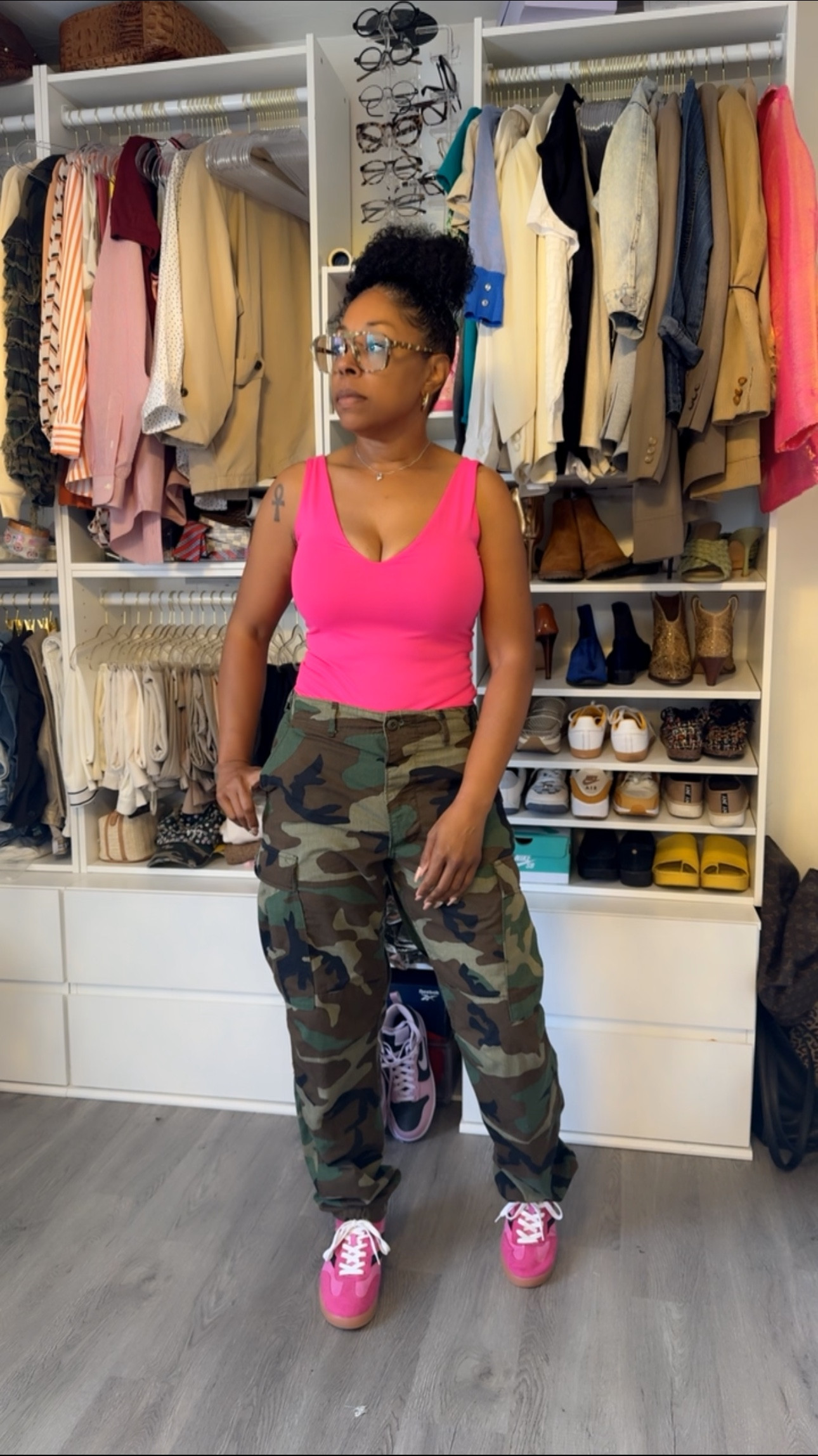 Casual & Cute with a Pop of Pink 💖✨
Camo cargos + a bold pink bodysuit + matching kicks = the perfect mix of edgy and feminine! 🔥
#OOTD #LTKstyle #CamoAndPink #CasualChic #StreetStyle

#LTKBeauty #LTKOver40 #LTKStyleTip