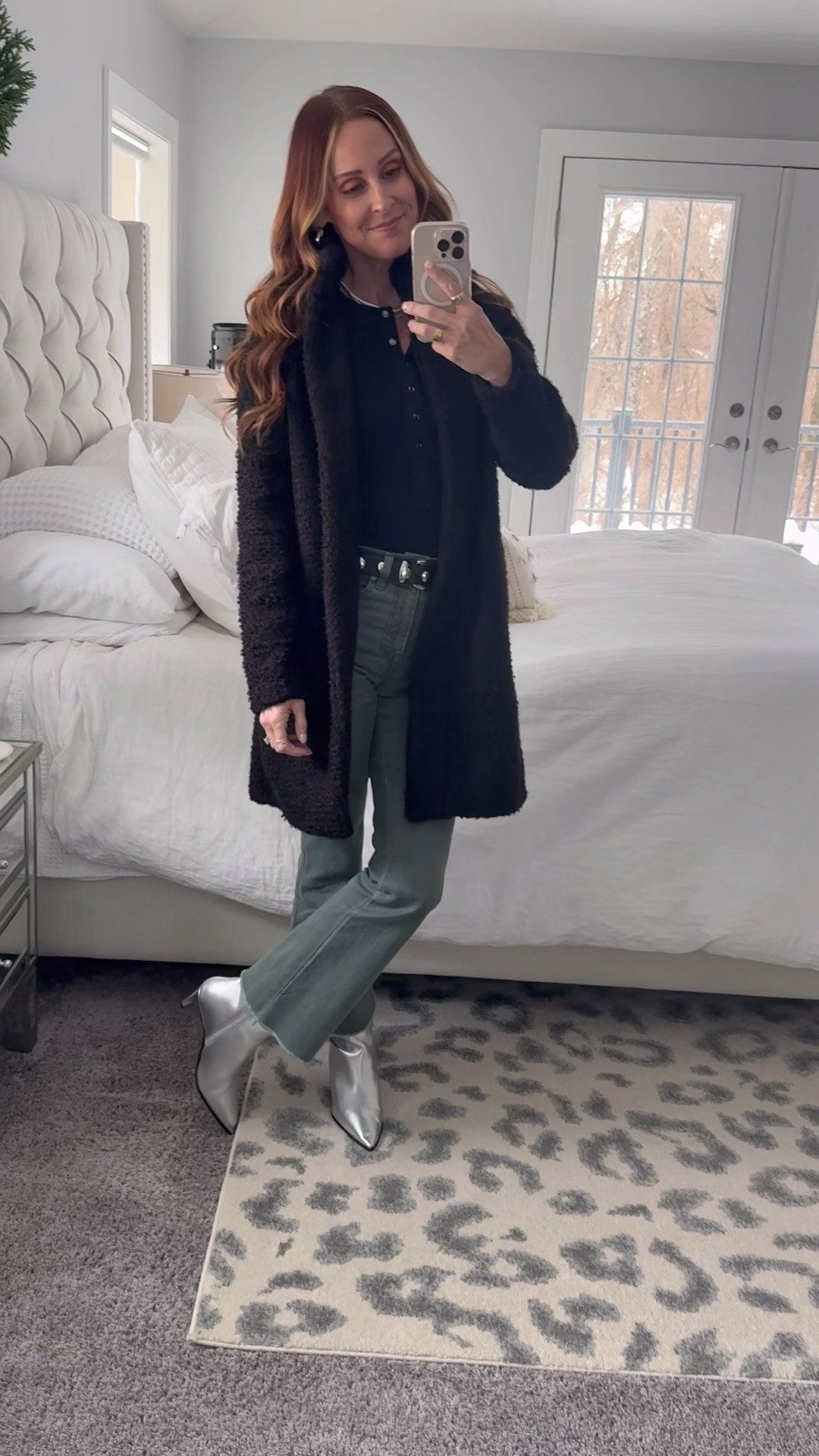 Change out your shoes for a whole new look!

#LTKSeasonal #LTKStyleTip #LTKOver40