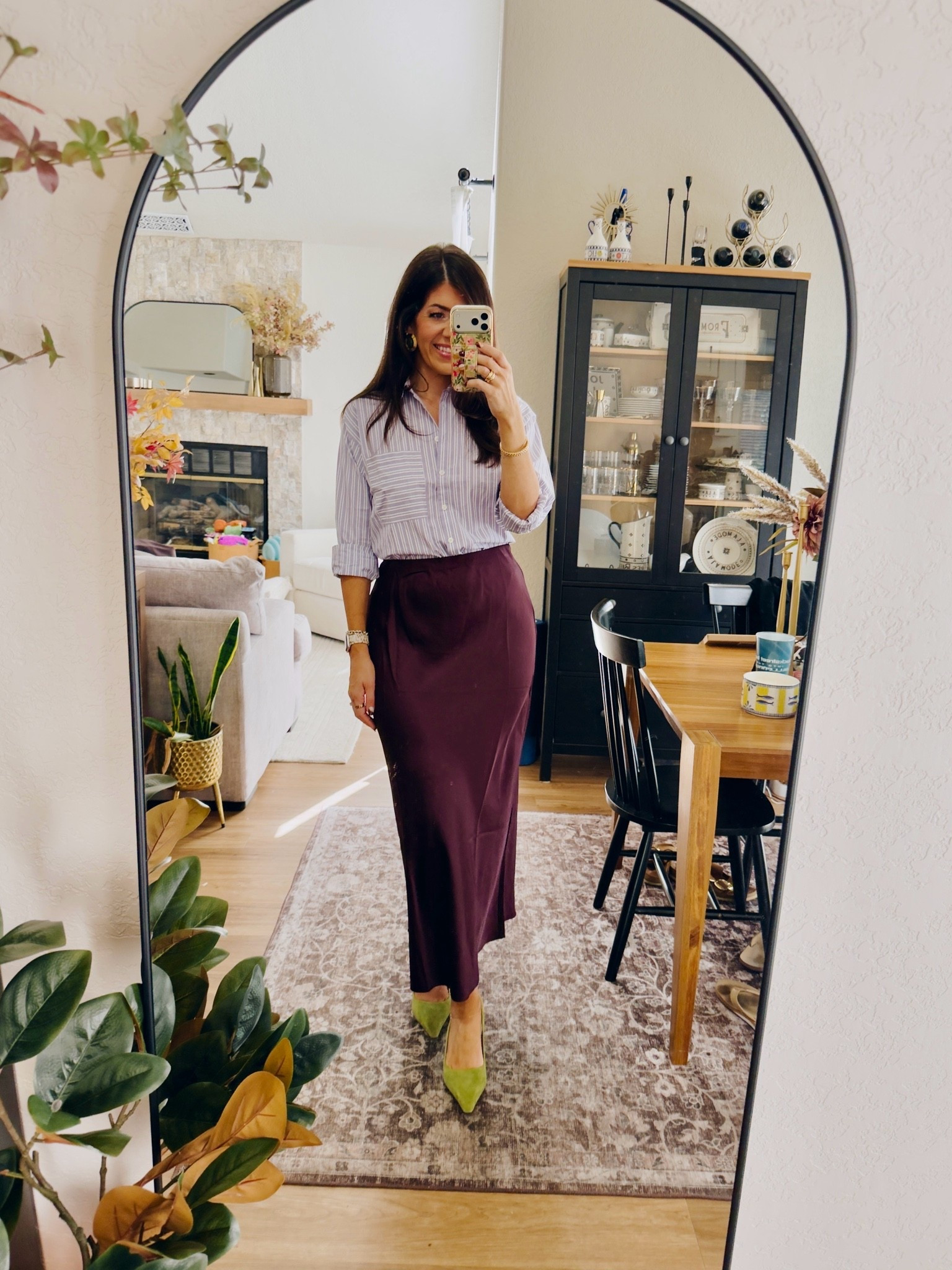 Work ootd
Medium stripe shirt (fit is oversized)
Medium satin maxi skirt

#LTKMidsize #LTKTall #LTKWorkwear