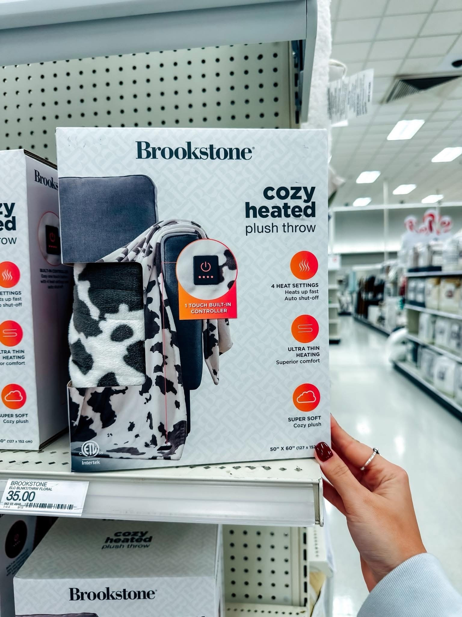 How cute is this cow print heated throw blanket??? Yup I’m adding this to my Christmas wish list 😍😍😍

#target #TargetFinds #christmasgiftideas #HeatedBlanket #cozy #funfinds #seasonal #cowprint

#LTKGiftGuide #LTKSeasonal #LTKHoliday