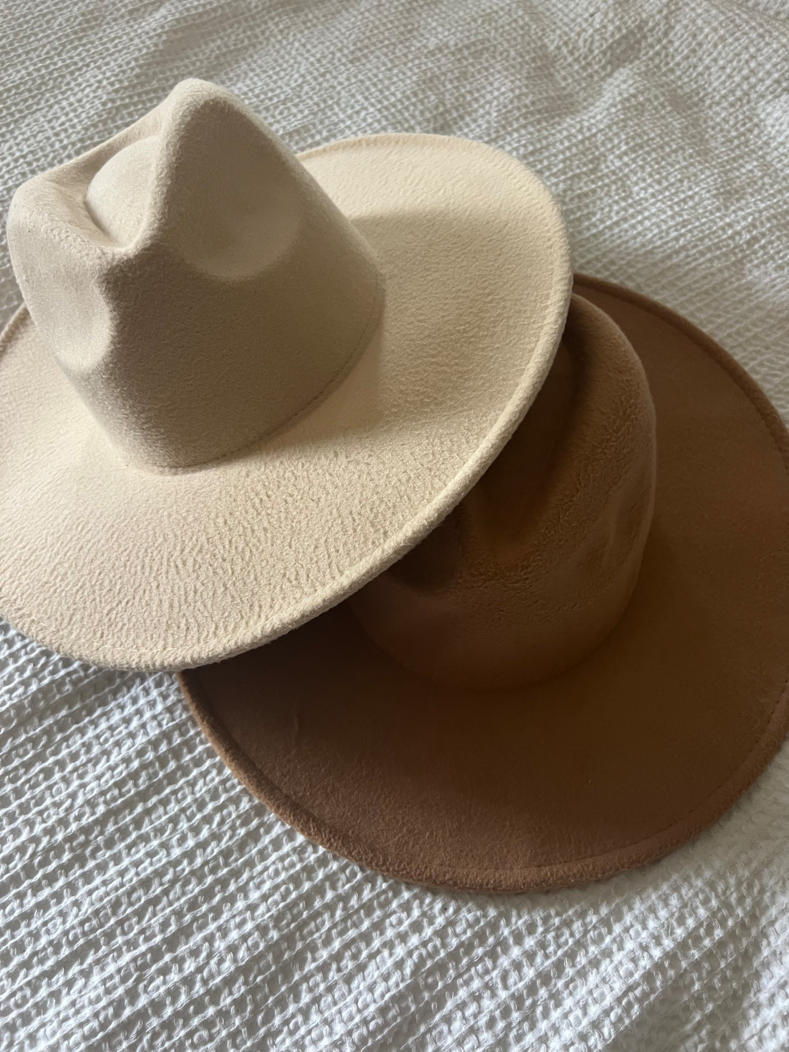 Big fan of these wide brim hats, they are so versatile + can be worn with so much!

#LTKStyleTip #LTKFindsUnder50 #LTKTravel