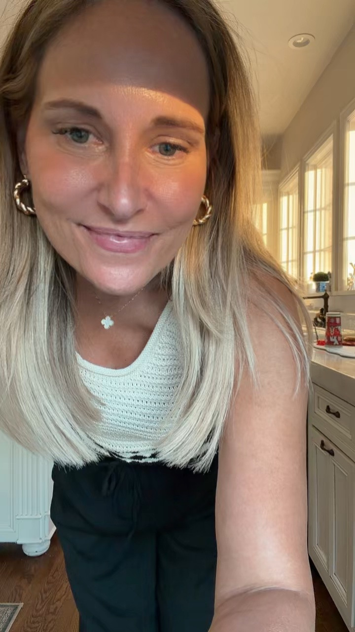 Tuesday night outfit

#LTKmomlife #LTKootd #LTKOver40