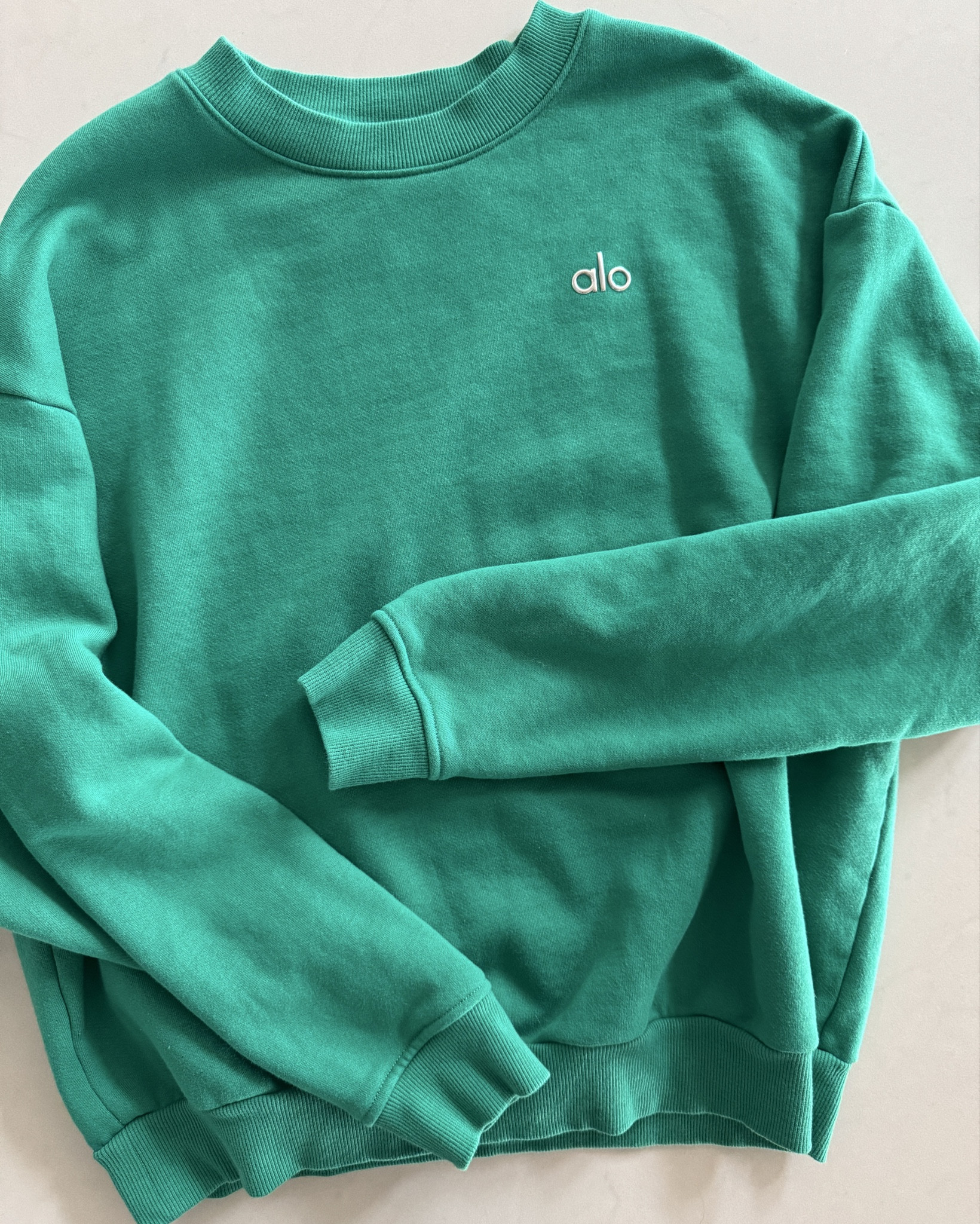 The perfect green crew neck for St. Patrick’s Day & every day. Mine is from the first release in 2022 , but alo just released a launch with a very similar green color. 

alo yoga - sweatshirt - green shirt - Cute sweatshirt - Spring outfit 

#LTKActive #LTKStyleTip