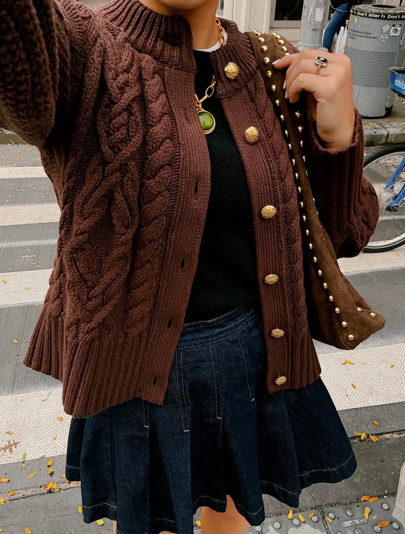 The perfect look for early fall 🤎