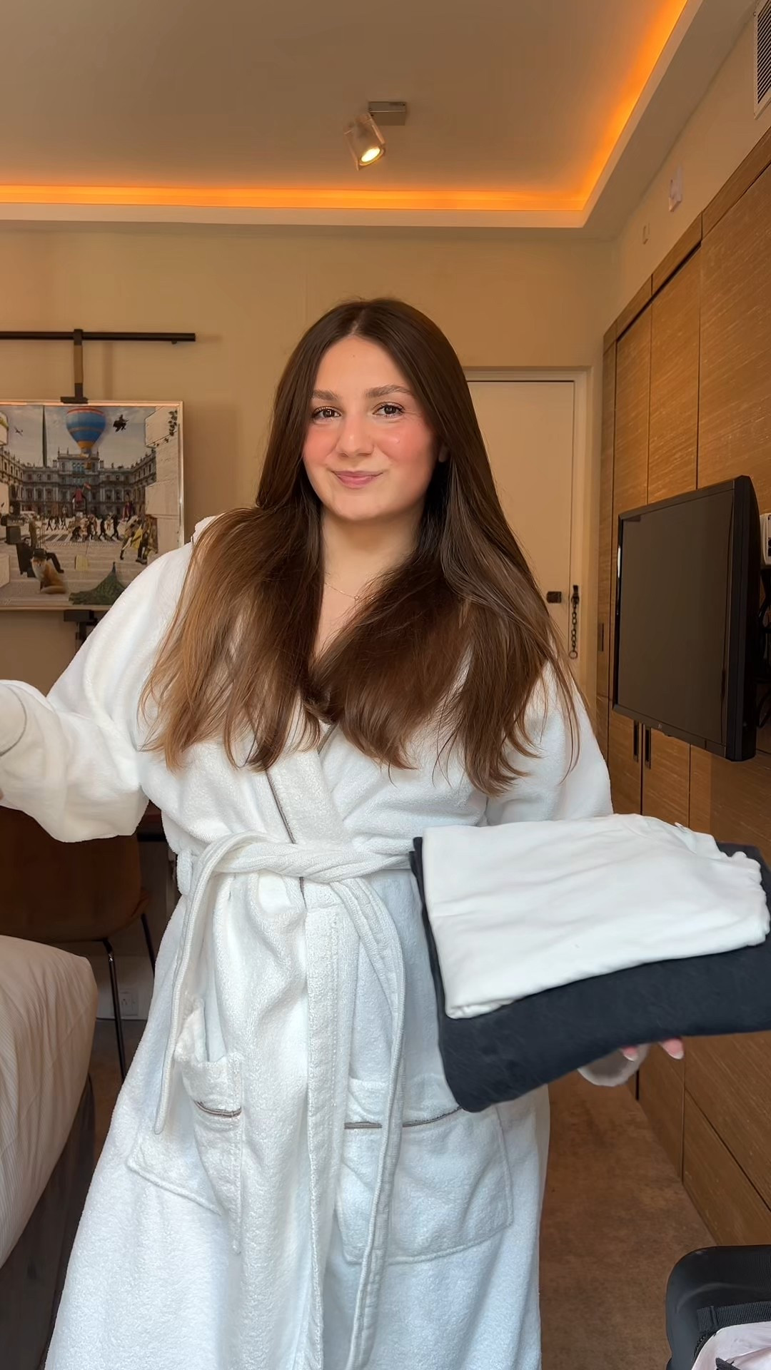 Casual barrel jeans outfit #summeroutfit #ootd #barreljeans

#LTKStyleTip #LTKFindsUnder50