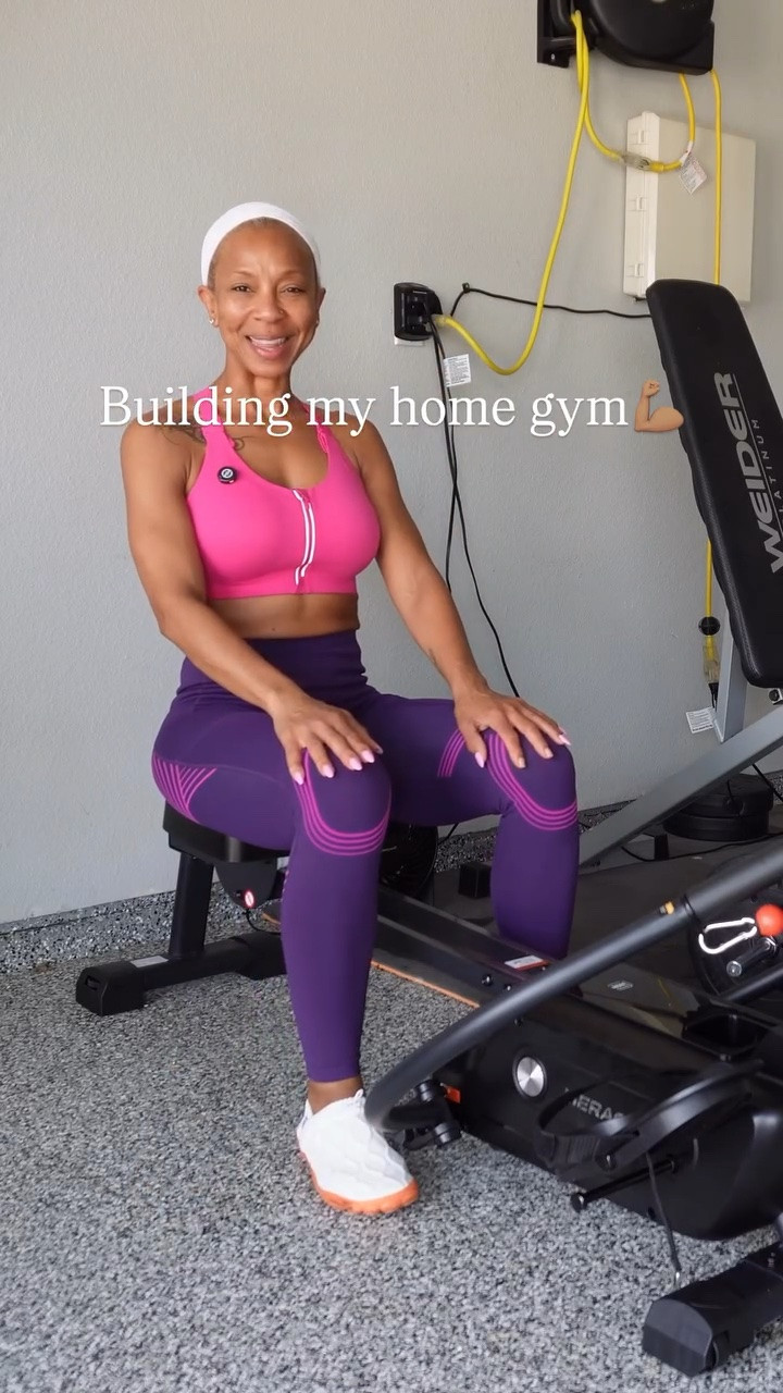 I added a new piece of equipment to my home gym! I like to mix up my fitness routine to keep my workouts engaging, lower risk of repetitive strain injuries, and prevent fitness plateaus. @merachfit has a wide range of equipment for all fitness levels. Check out my latest YouTube video for all the details. https://youtu.be/XG7nZtLVARA?is=_65oJAGei117sKr3 

Rower @merachfit https://merachfit.com/toribattieste code rs3 zesty
Activewear @fankaofficial code BZESTY10
Shoes @nimbao https://www.nimbao.com/.TORI58256