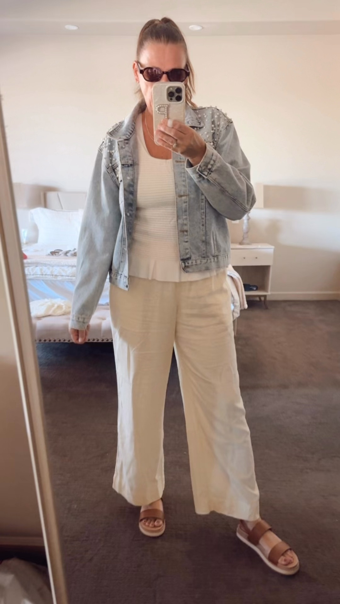 Elevated casual look 

neutral outfit idea, linen pants outfit, casual chic outfit, elevated everyday outfit, effortless summer style, minimalist outfit style, capsule wardrobe outfit, simple chic outfit, polished casual outfit, classic neutral outfit