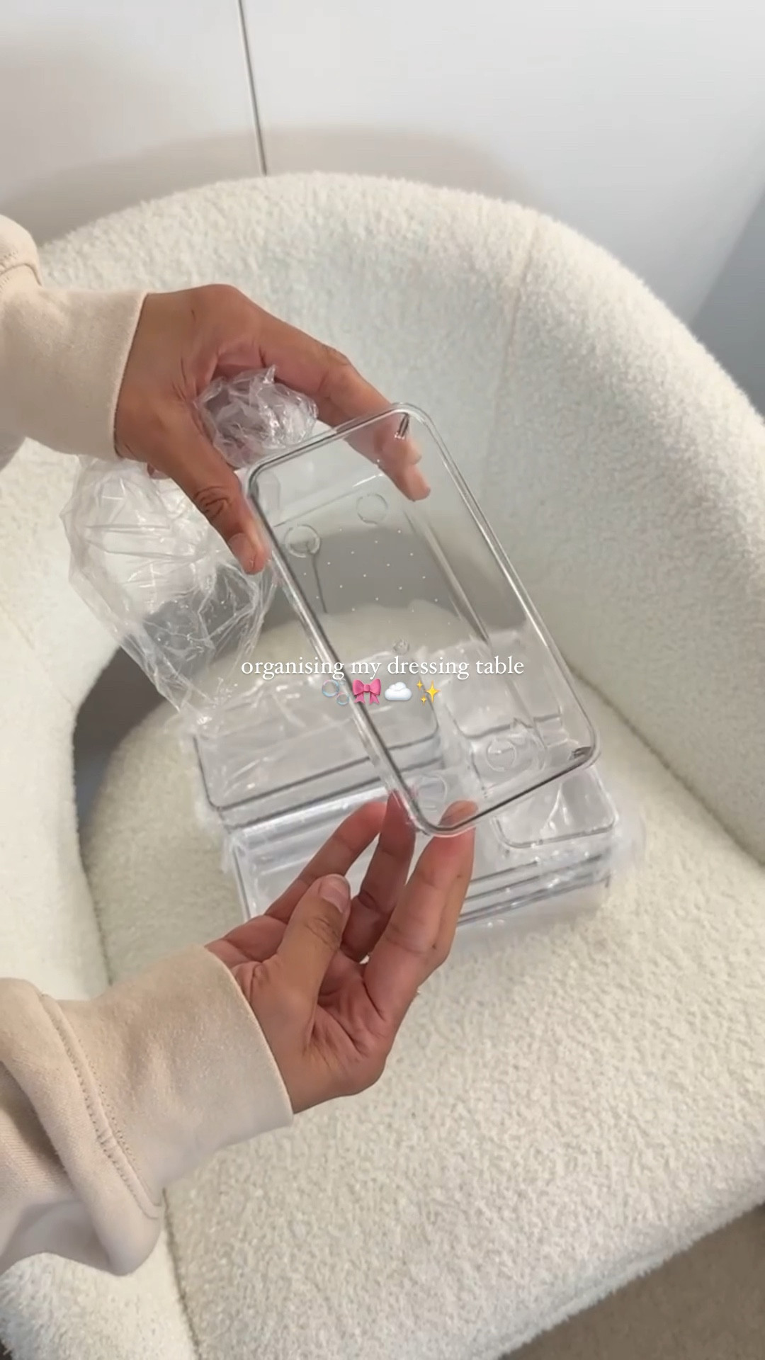 These make up draw organisers are a must and under £10 it’s a steal! 

#organisation #homedecor #homeorganisation #homeinspo

#LTKstyletip #LTKsale #LTKhome