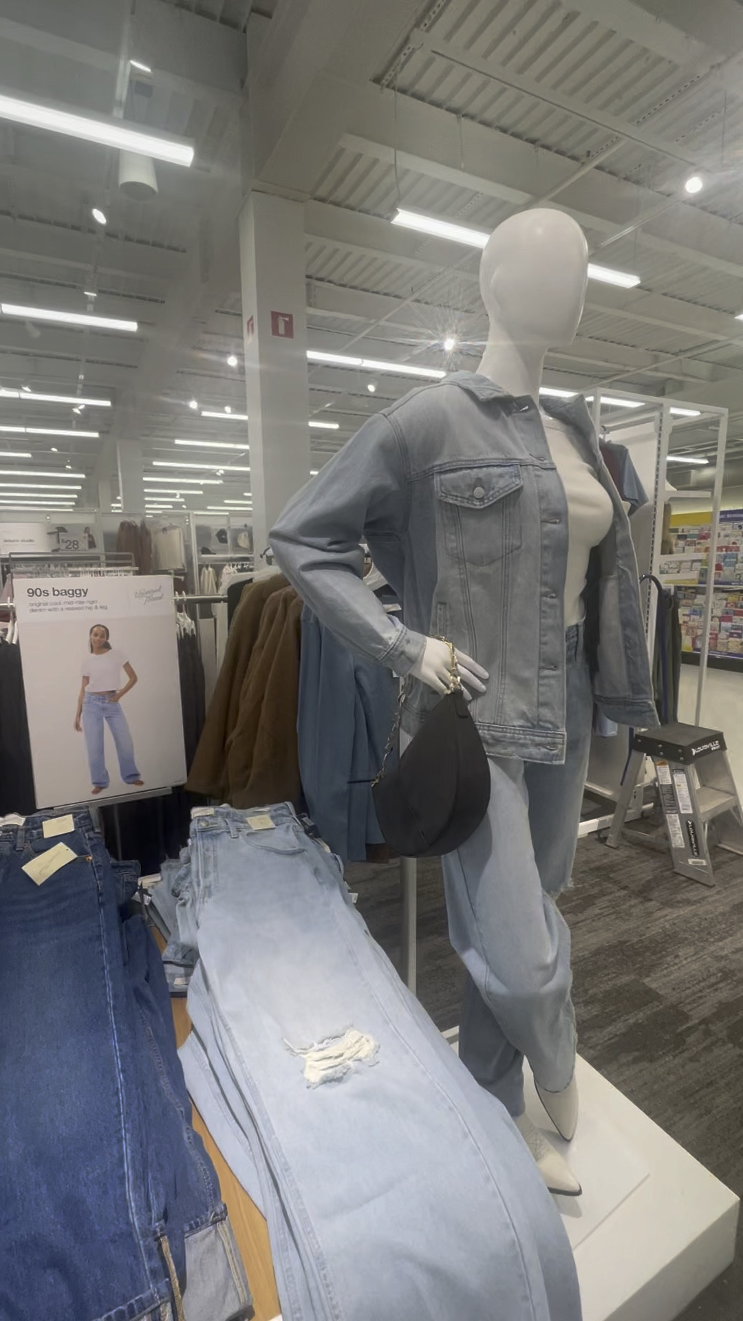 More denim style 

#LTKFindsUnder50 #LTKStyleTip #LTKShoeCrush
