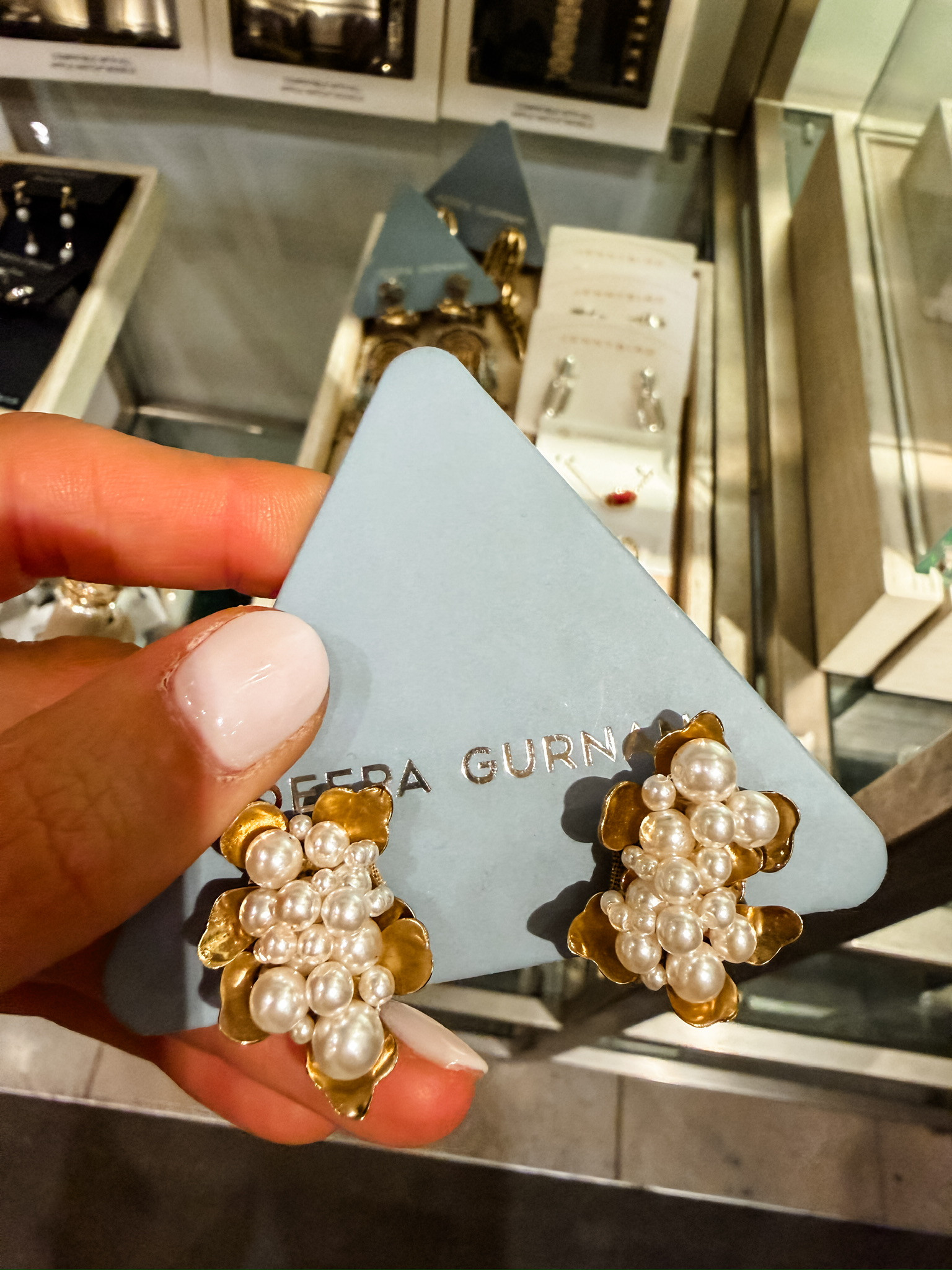 These statement earrings are beautiful! You will be able to wear these so much! Currently part of the Nordstrom anniversary sale!

Loverly Grey, jewelry, earrings, statement earrings, Nsale, Nordstrom anniversary sale 

 #LTKSaleAlert