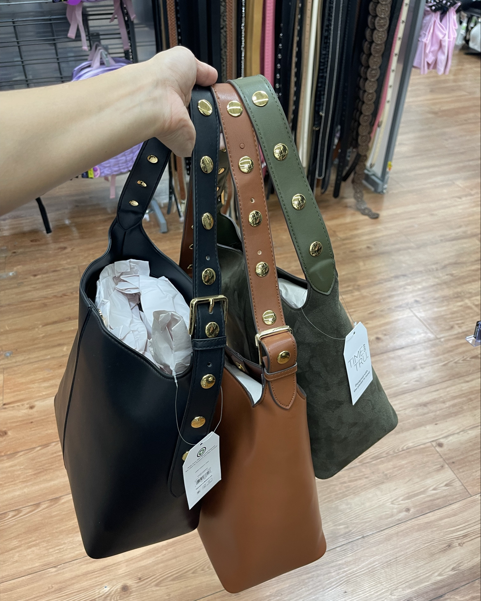 You guys so good for under $25!!!

#LTKItBag #LTKStyleTip #LTKFindsUnder50