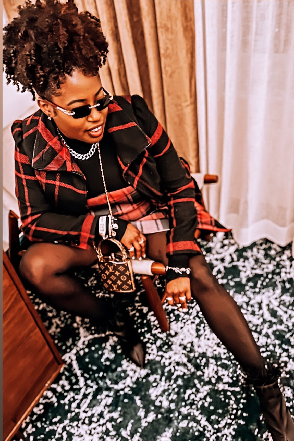 Starting 2023 off like this. 
Sunglasses: @shop.DaniJoh (Melo)


#LTKshoecrush #LTKsalealert #LTKstyletip