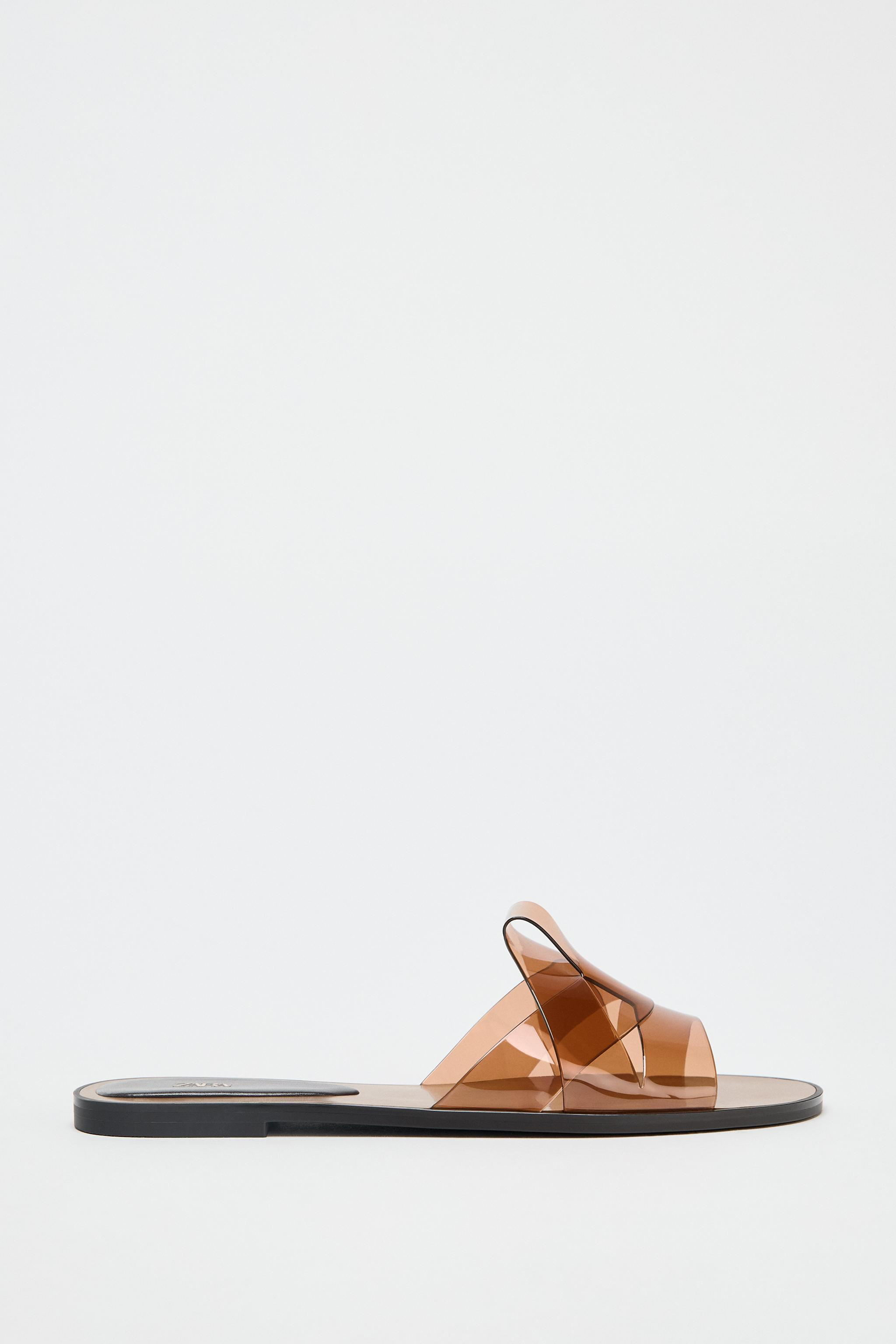 Flat sandal shoes. Wide vinyl front straps. Round toe.Sole height: 0.8 inches (2 cm) | Zara US