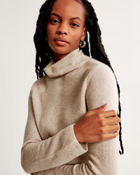 Merino Wool-Blend Turtleneck Sweater | Abercrombie & Fitch (US)
