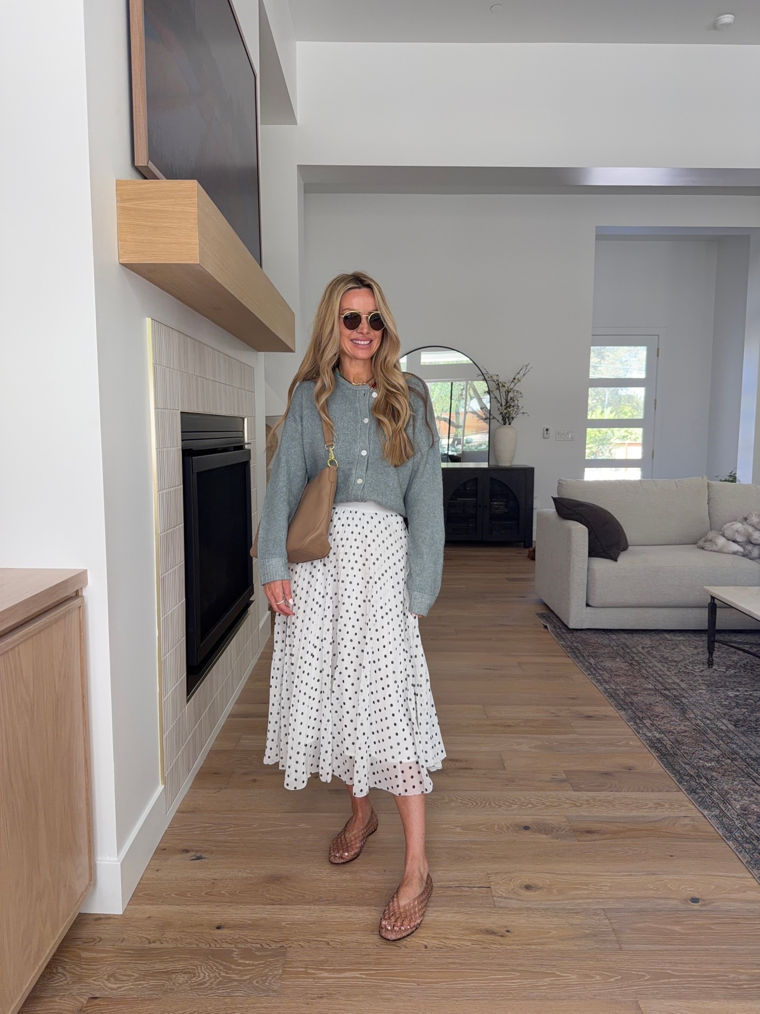 The Amazon capsule wardrobe that’s making getting dressed so much easier. 🤍
Comment AMAZON and I’ll send you details 

These are the pieces I keep reaching for because they all work together. Mix and match them, dress them up or down, and you’ll have outfits for errands, brunch, work, travel, and everything in between.

✔️ Closet staples you’ll wear on repeat
✔️ Easy neutral colors that pair with everything
✔️ Comfortable, flattering, and affordable
✔️ Endless outfit combinations without spending a fortune

If you’re trying to build a wardrobe that feels effortless, these are the Amazon finds I’d start with. They’re the kind of pieces you’ll still be reaching for next season.

Everything is linked in my Amazon storefront! Which outfit would you wear first? 🤍

#amazonfashion #amazonfinds #capsulewardrobe #neutralstyle #amazonstyle