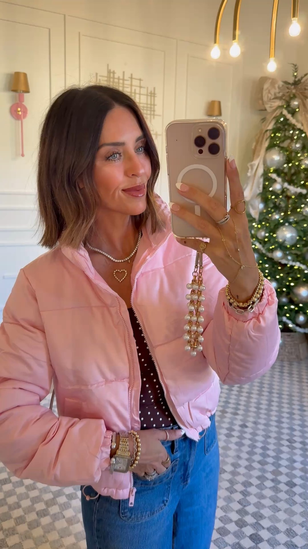 Lightweight puffer jacket - size M
So so cute!!



#LTKFindsUnder100 #LTKFindsUnder50 #LTKSeasonal