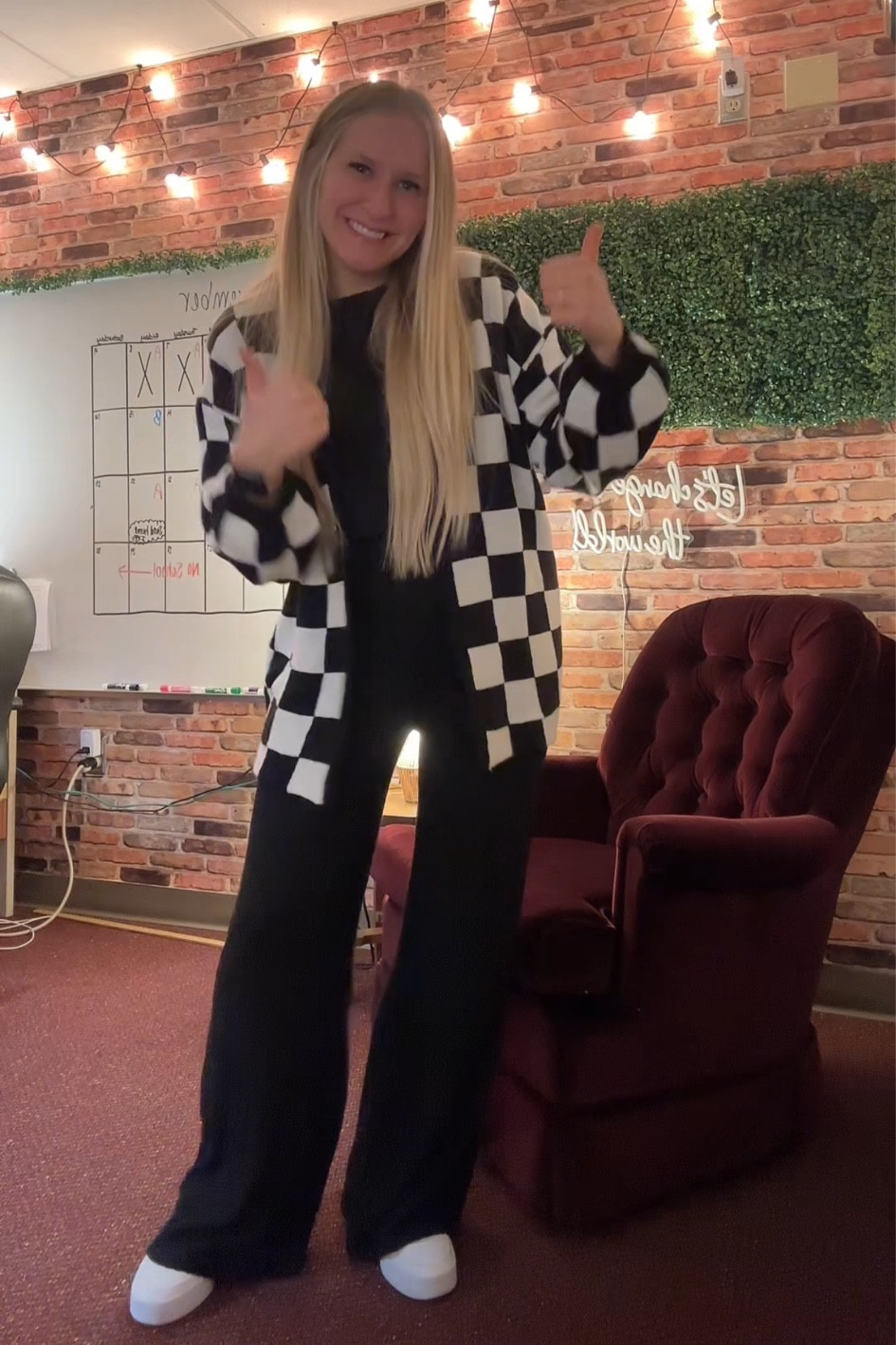 Comfy & cute teacher outfit!

#LTKSeasonal #LTKFindsUnder50 #LTKWorkwear
