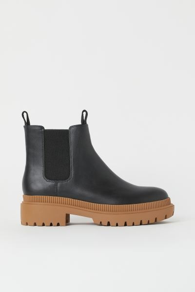Chelsea boots | H&M (UK, MY, IN, SG, PH, TW, HK)