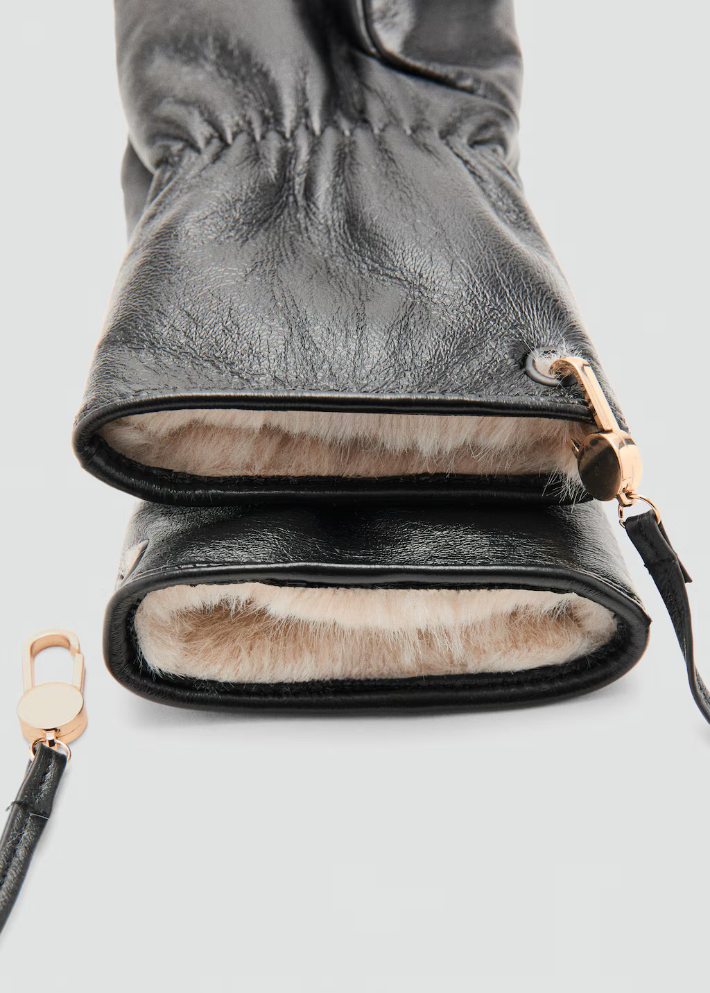 Black | MANGO (UK)