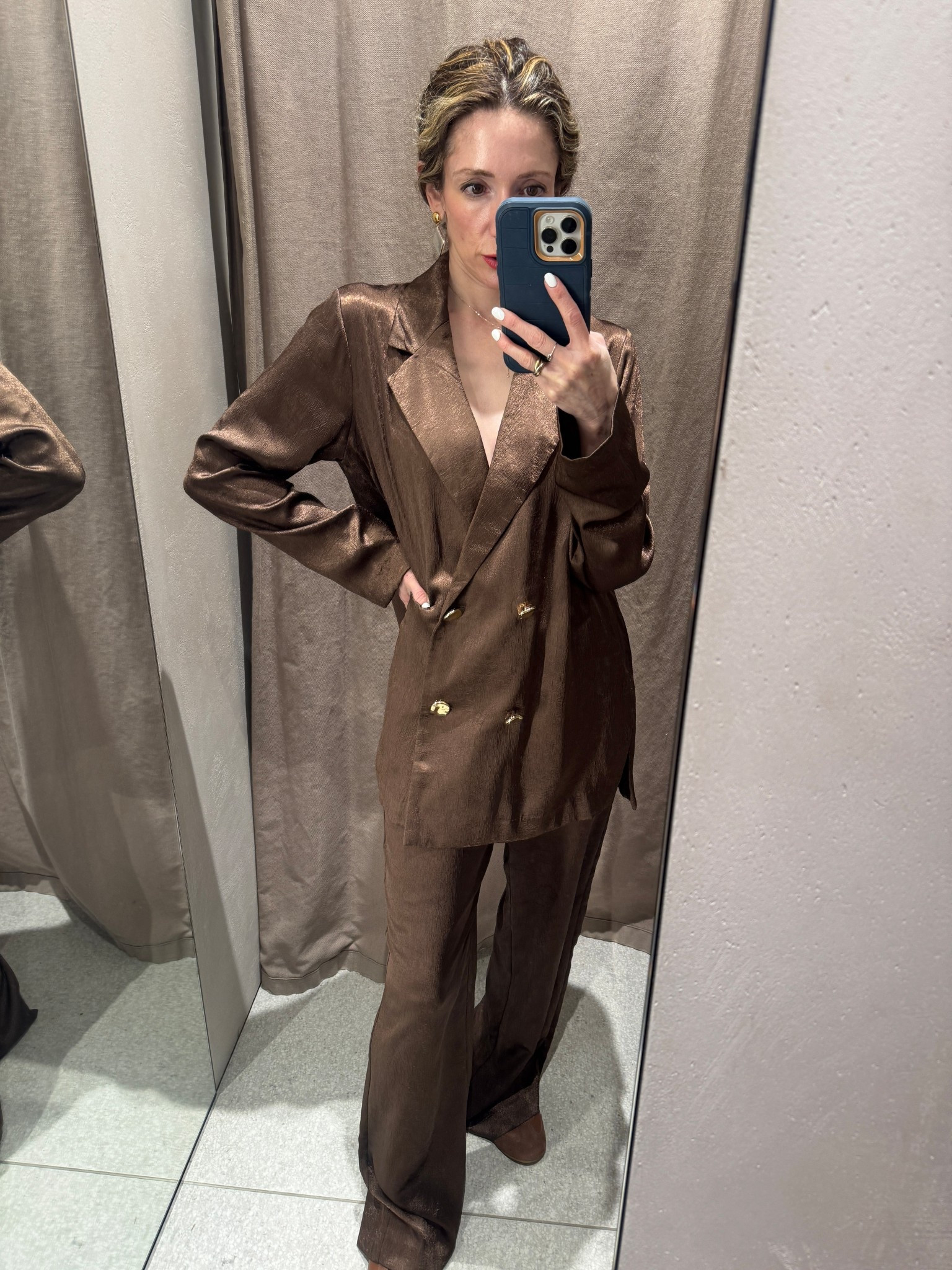 Satin matching set 👌xs

#LTKootd #LTKOver40 #LTKdayinmylife