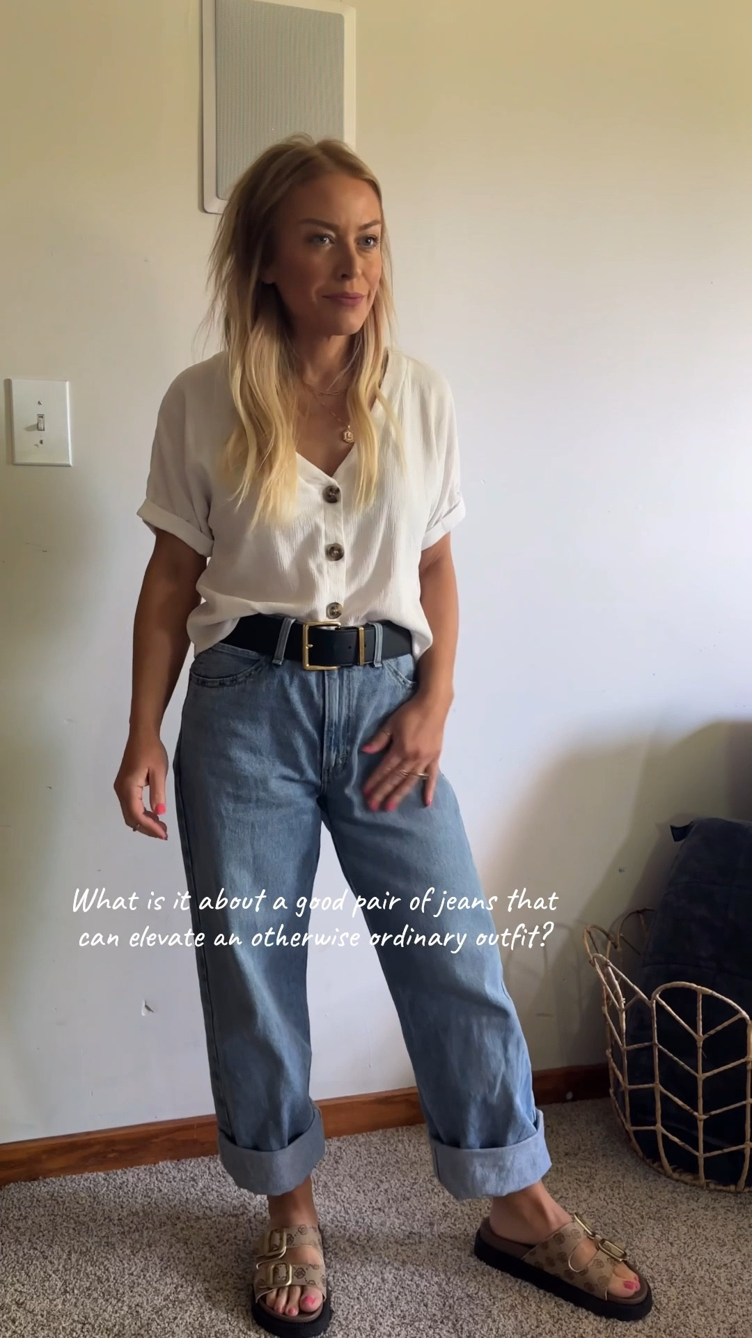 There is just something about a good pair of jeans ✨

For me personally — it’s always going to be a well worn pair of Levi’s 501s.

#LTKPetite #LTKootd #LTKOver40