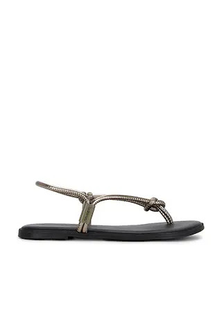 Una A?a? Sandal
                    
                    Havaianas | Revolve Clothing (Global)