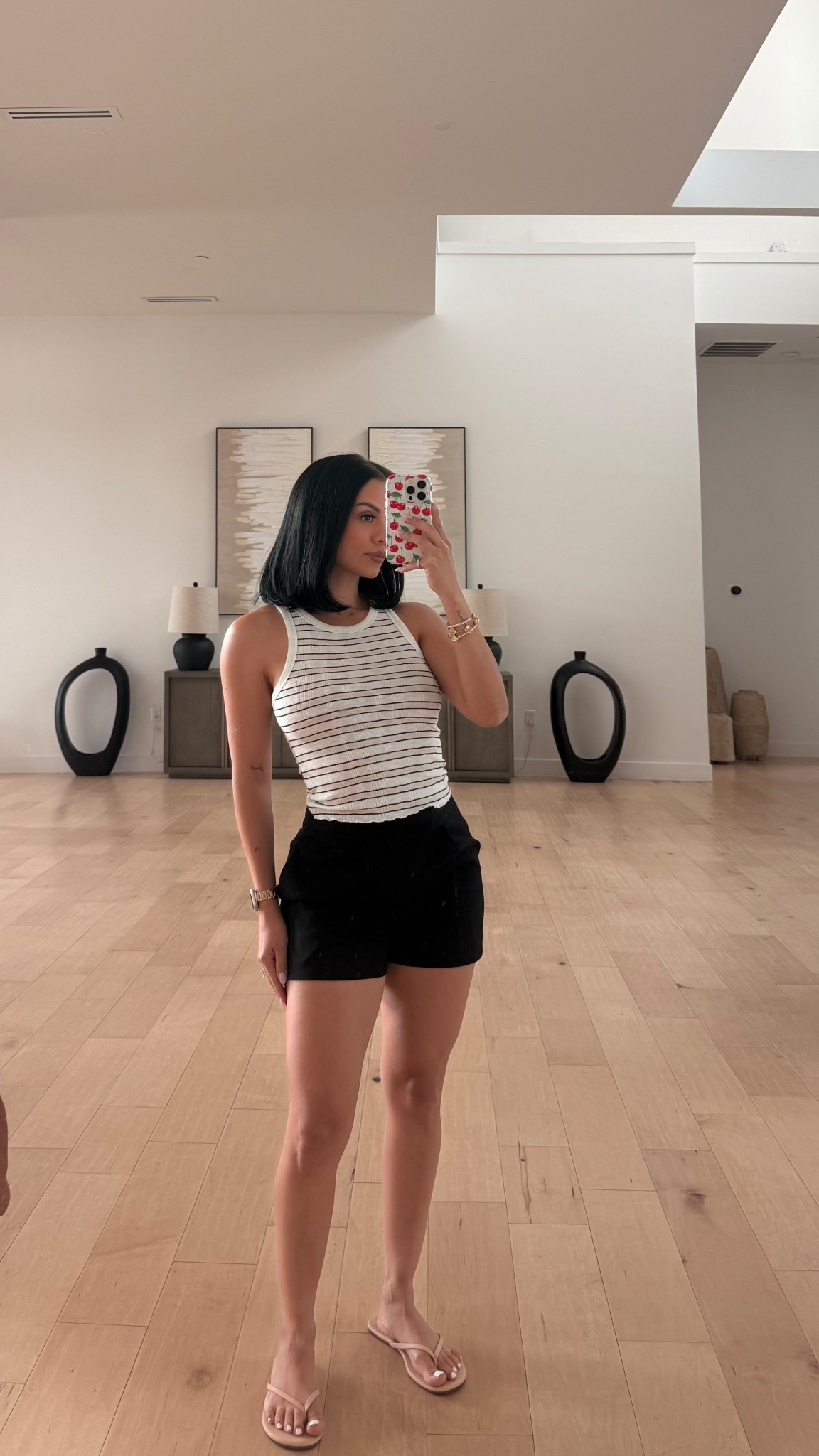 Wearing size 2 (size down)